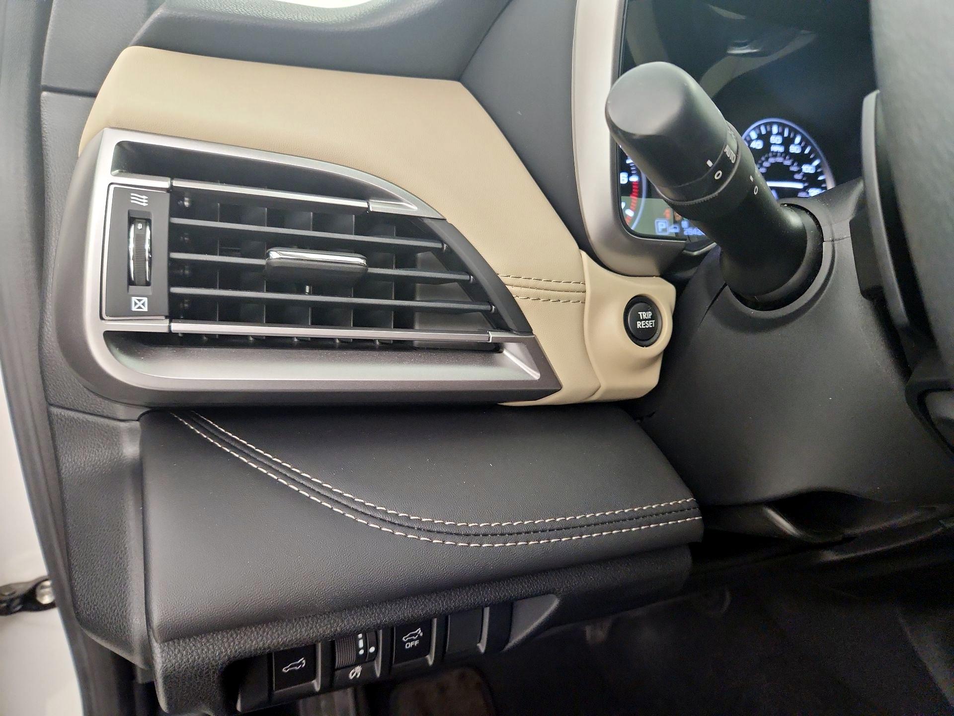 Thumbnail: 2020 Subaru Outback - 13