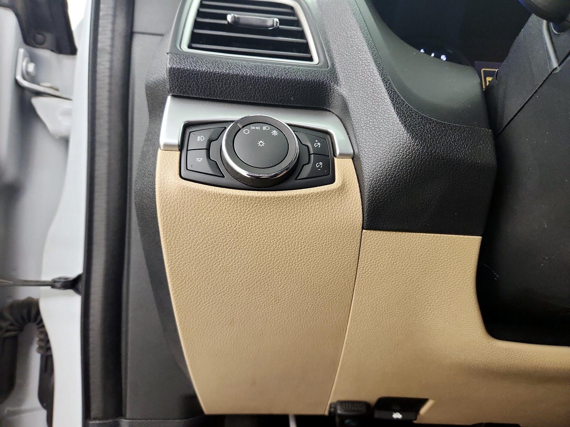 Thumbnail: 2017 Ford Explorer - 13