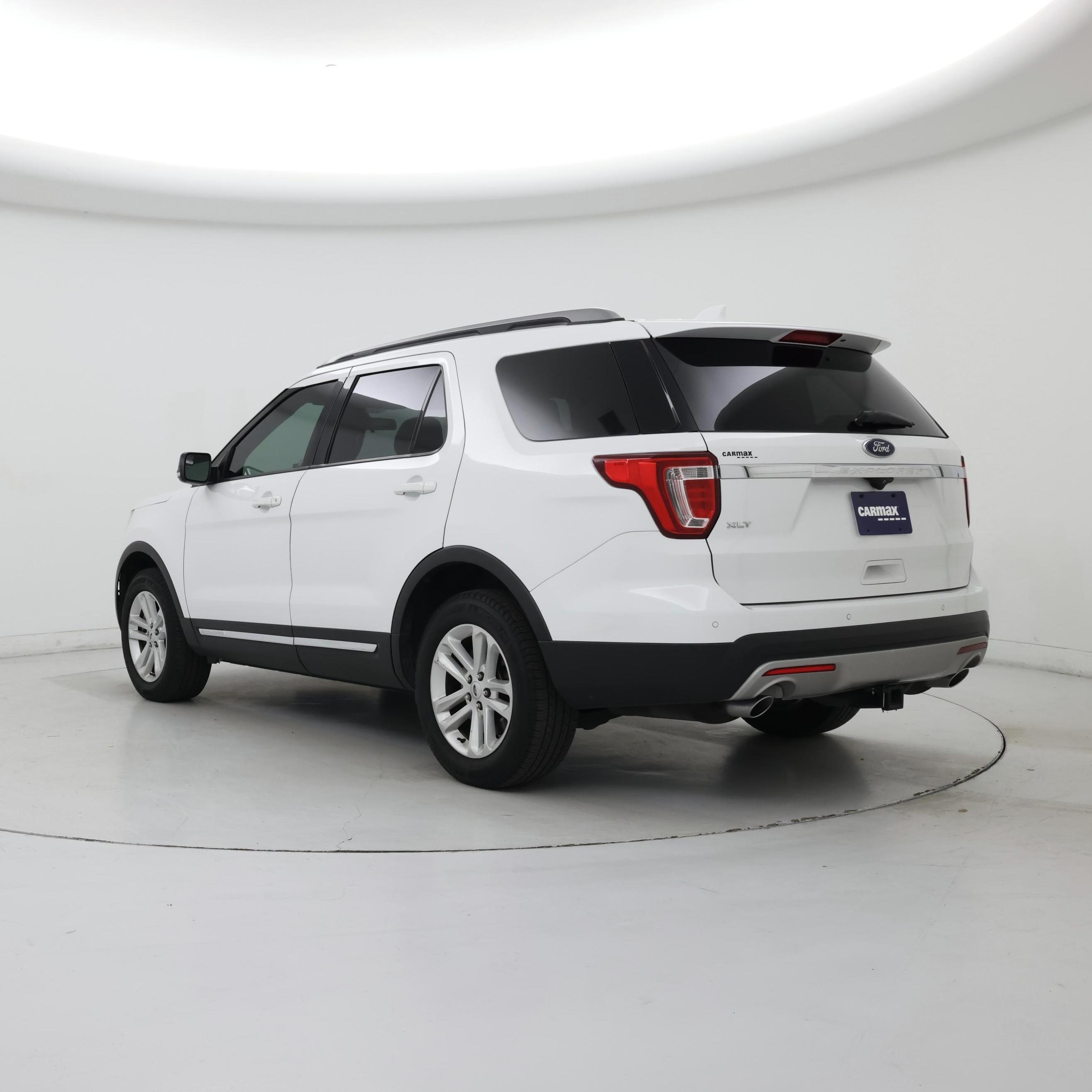 Thumbnail: 2017 Ford Explorer - 2