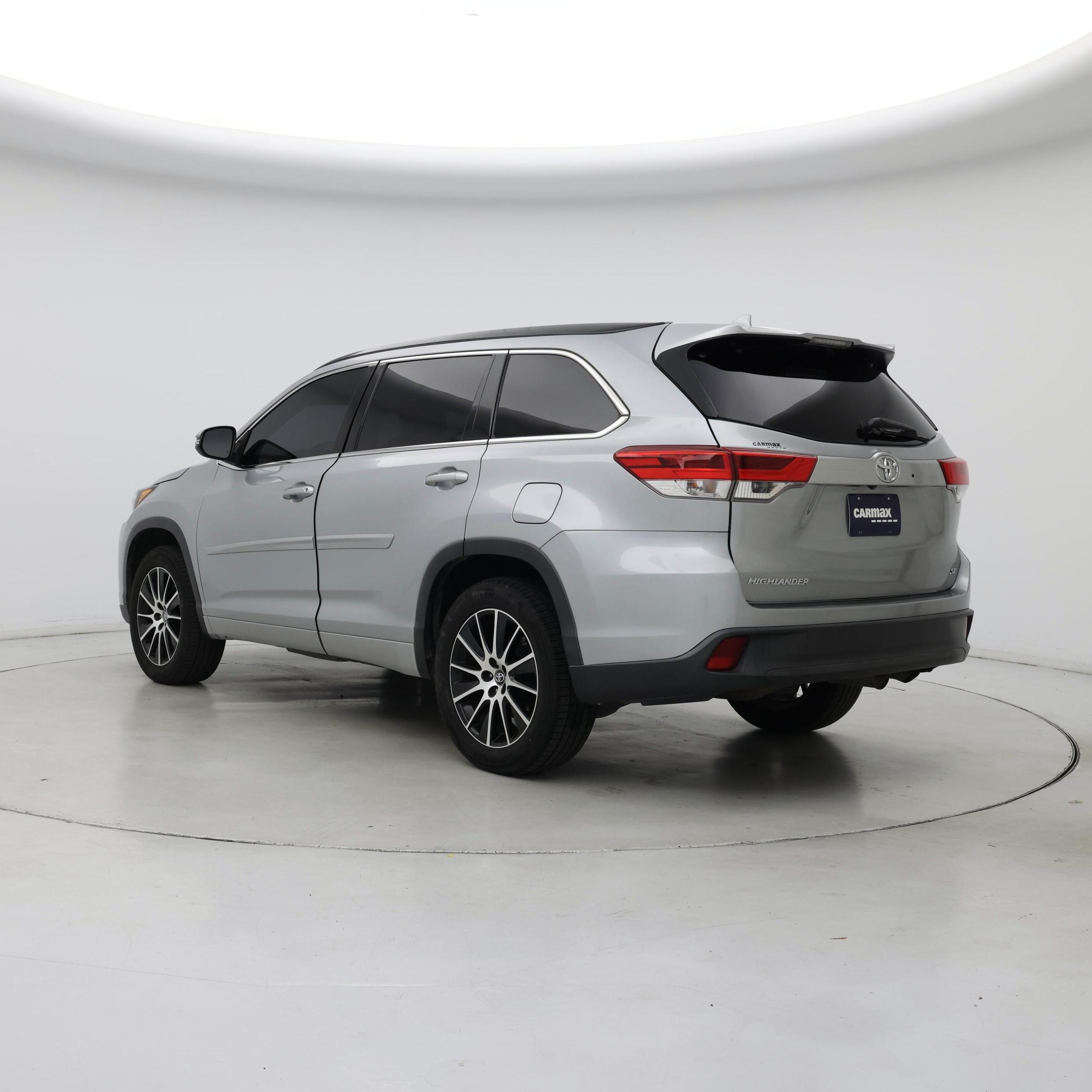 Thumbnail: 2017 Toyota Highlander - 2
