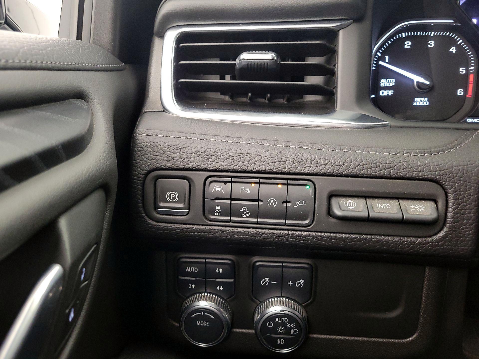 Thumbnail: 2021 GMC Yukon XL - 13