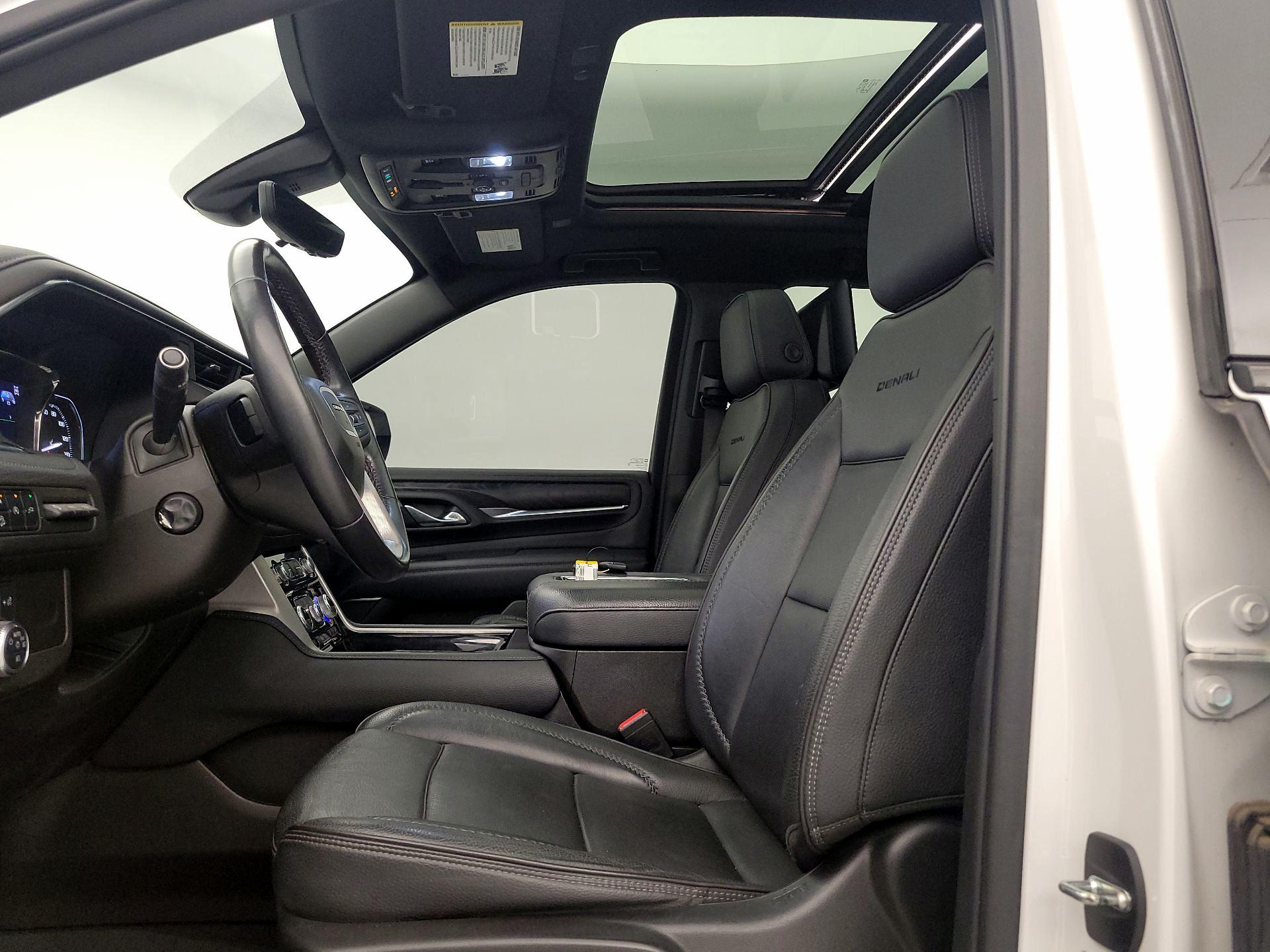 Thumbnail: 2021 GMC Yukon XL - 20