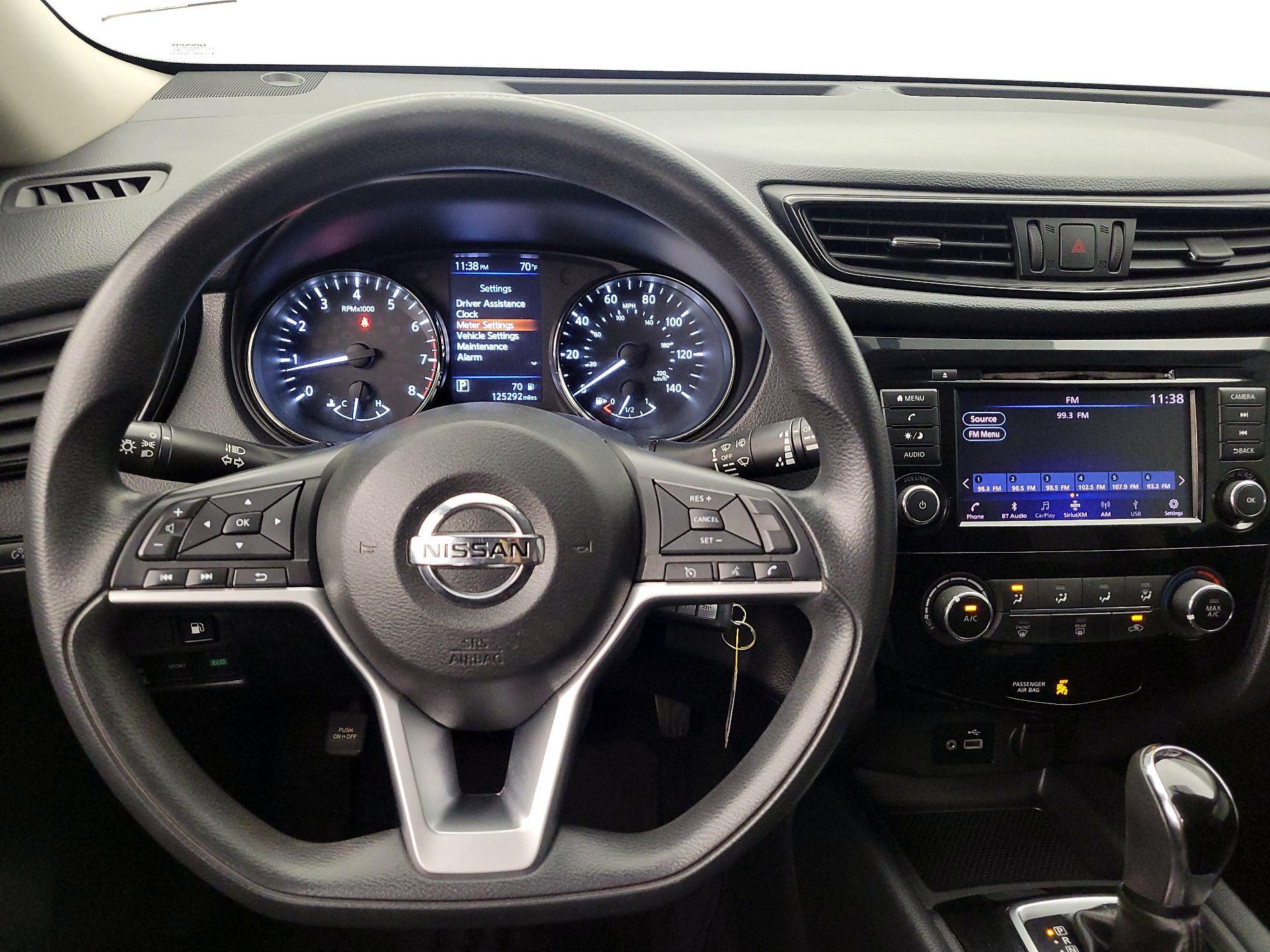 Thumbnail: 2018 Nissan Rogue - 10