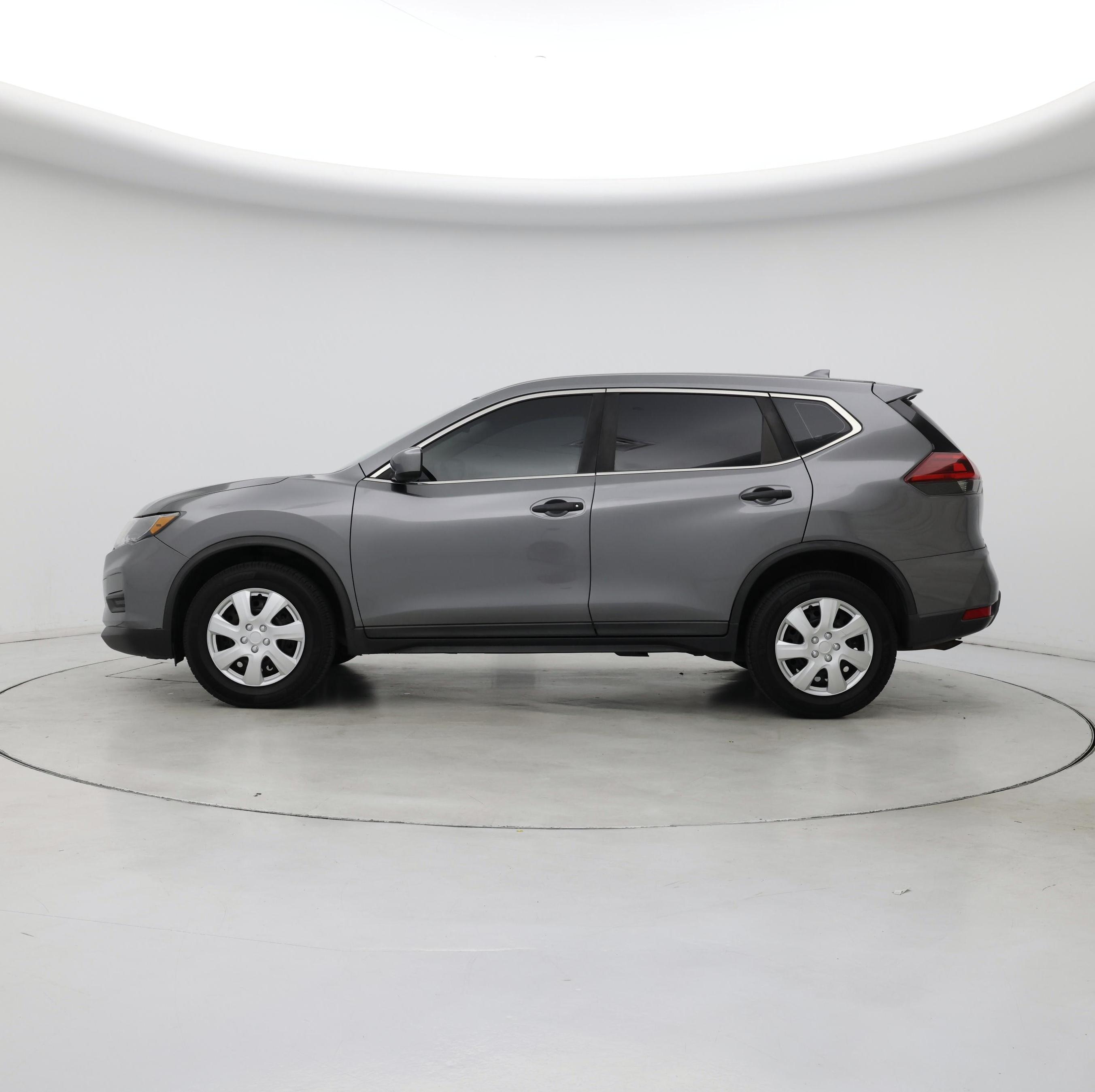 Thumbnail: 2018 Nissan Rogue - 3