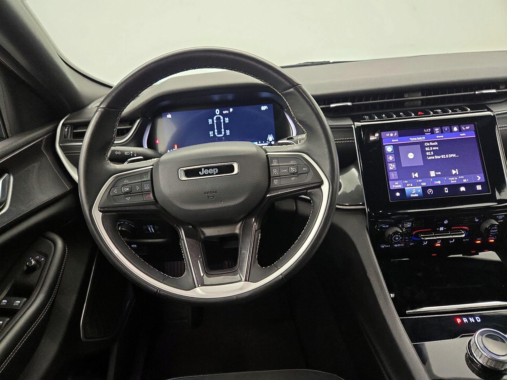 Thumbnail: 2022 Jeep Grand Cherokee - 10