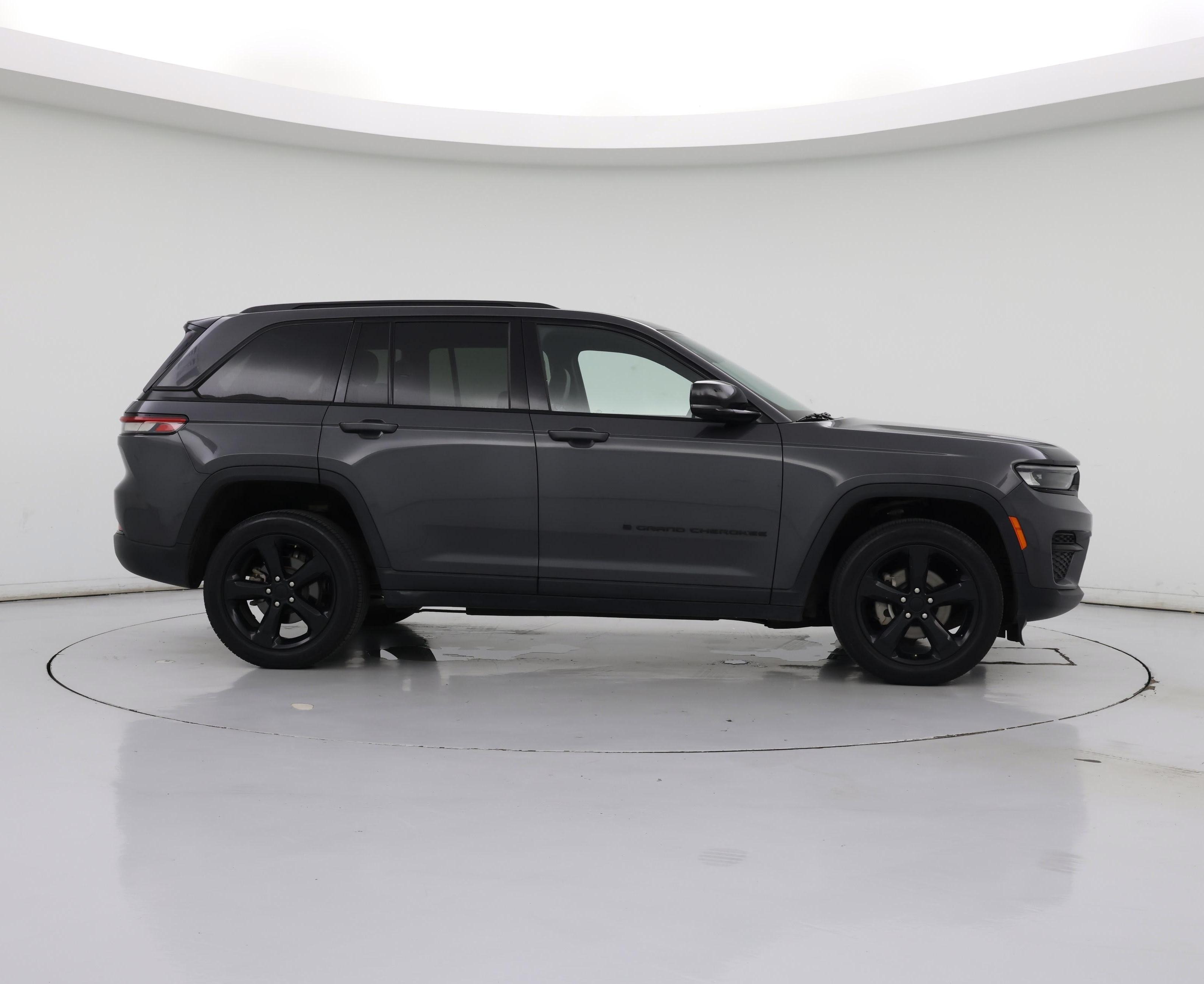 Thumbnail: 2022 Jeep Grand Cherokee - 7