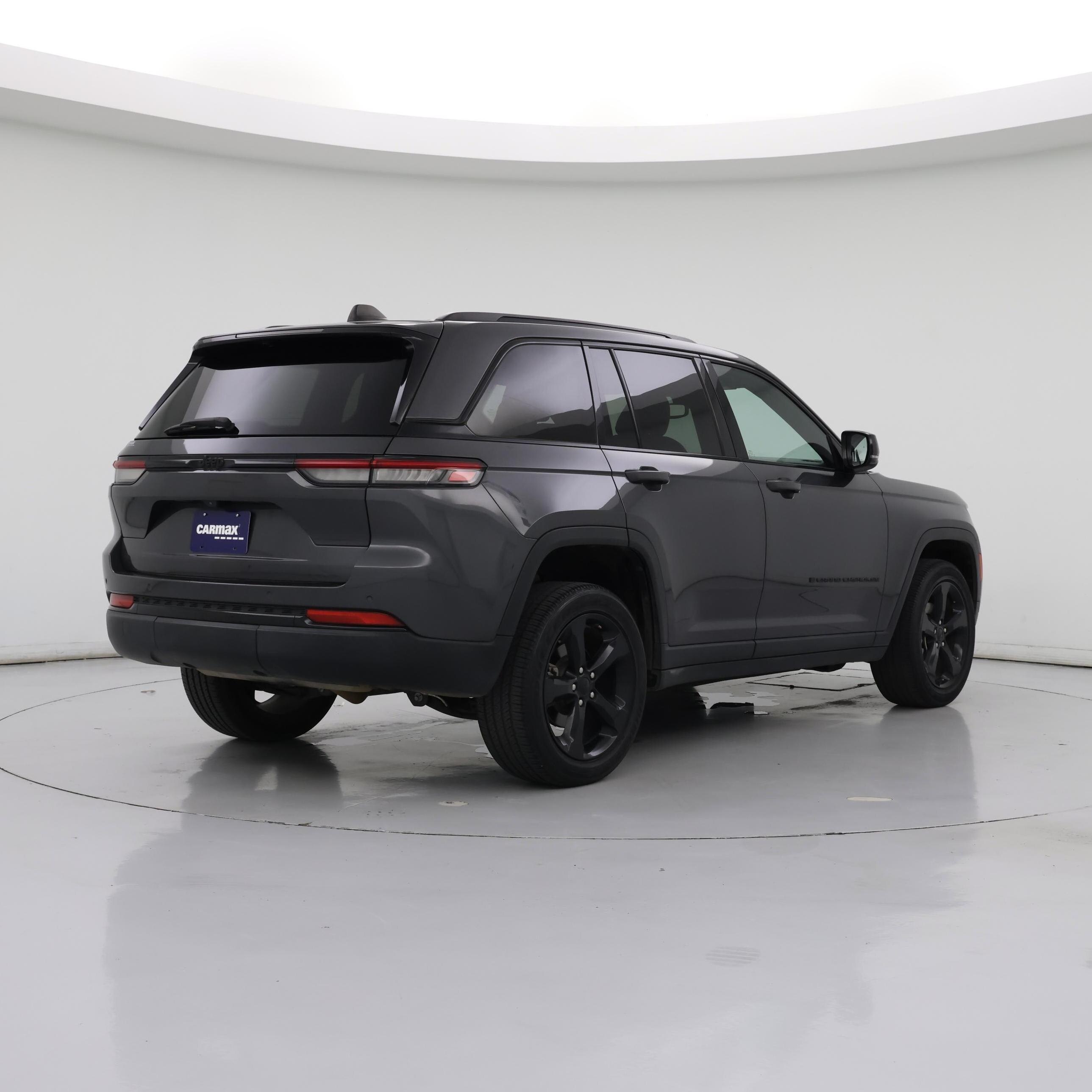 Thumbnail: 2022 Jeep Grand Cherokee - 8