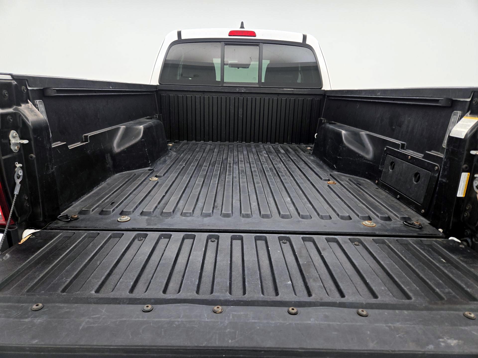 Thumbnail: 2023 Toyota Tacoma - 20
