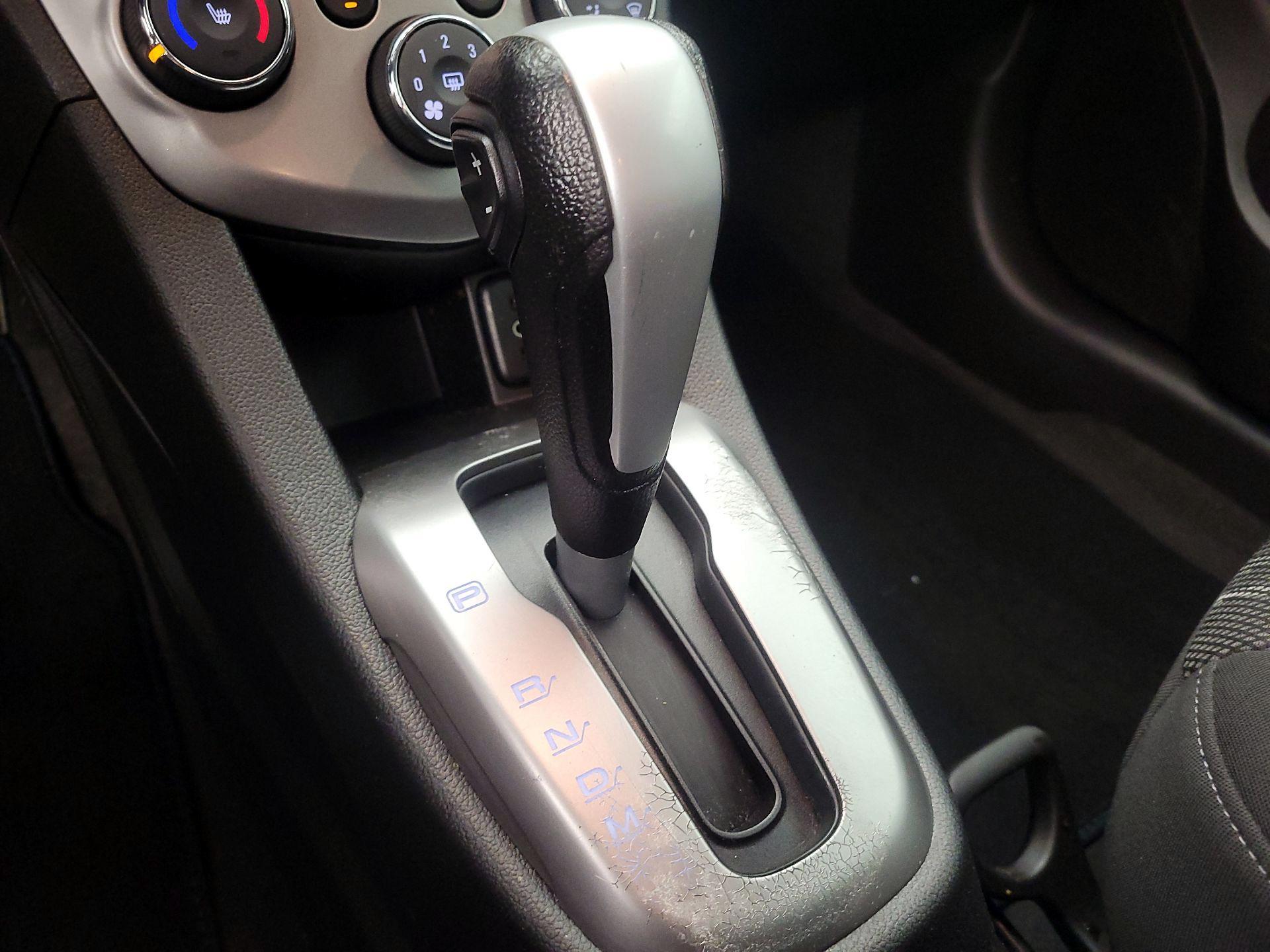Thumbnail: 2019 Chevrolet Sonic - 17