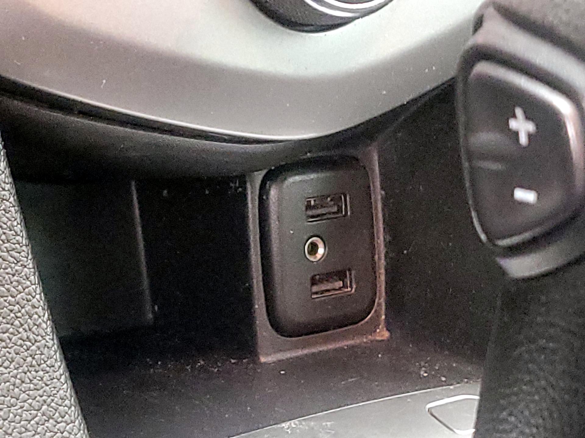 Thumbnail: 2019 Chevrolet Sonic - 18