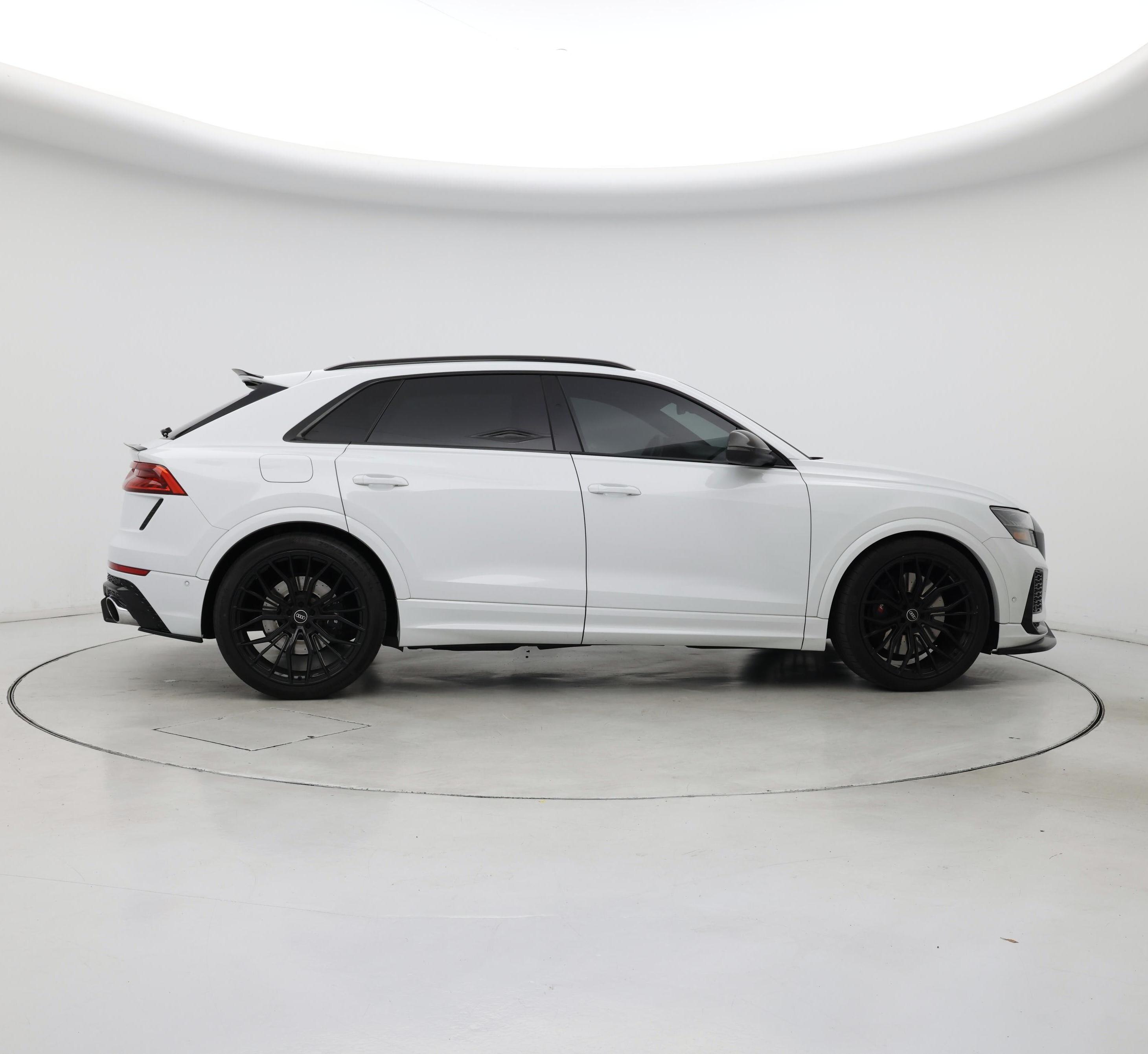 Thumbnail: 2022 Audi RS Q8 - 7