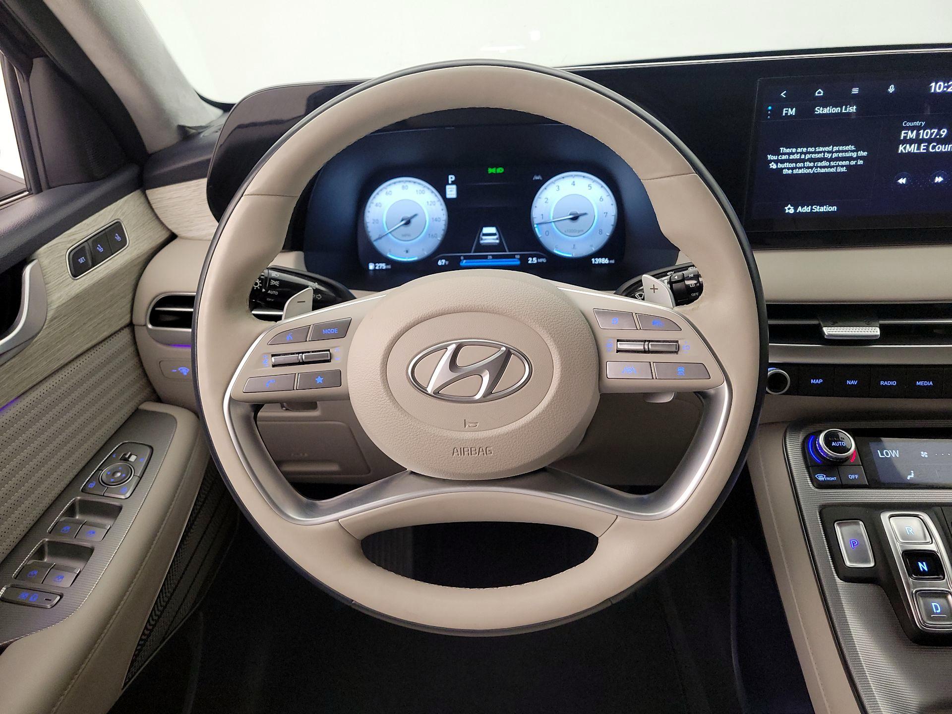 Thumbnail: 2023 Hyundai Palisade - 10