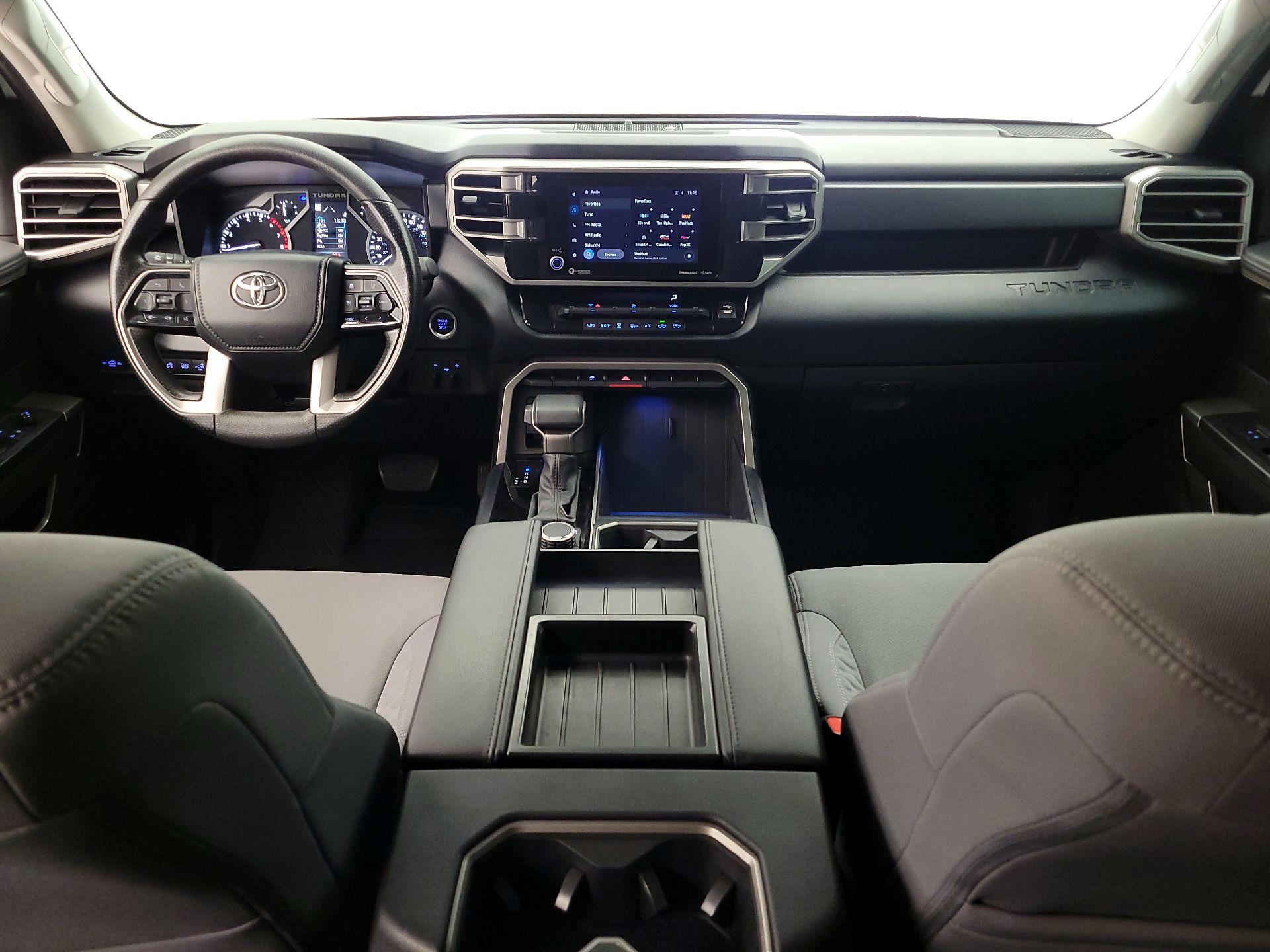 Thumbnail: 2024 Toyota Tundra - 9