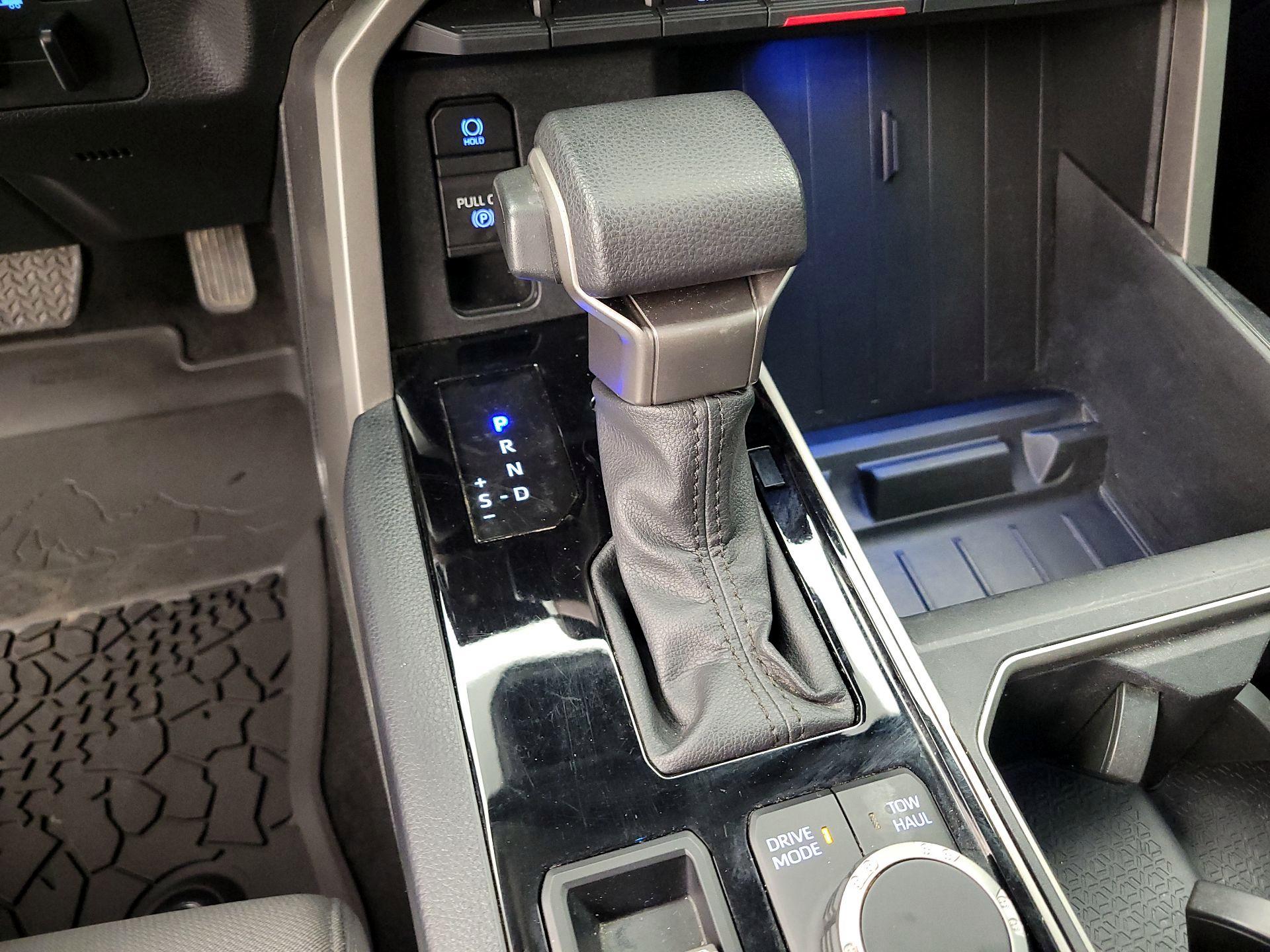 Thumbnail: 2024 Toyota Tundra - 17