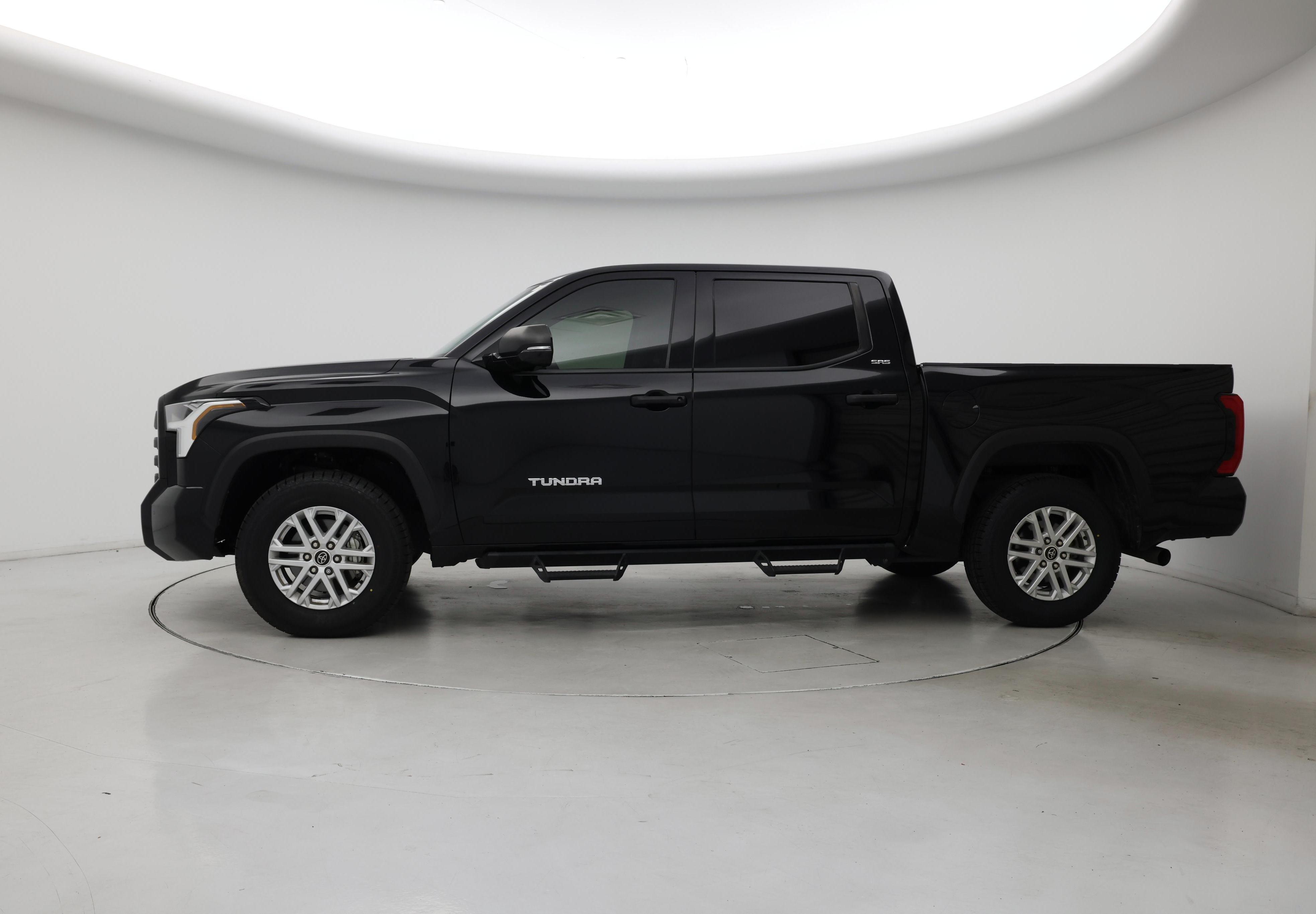 Thumbnail: 2023 Toyota Tundra - 3