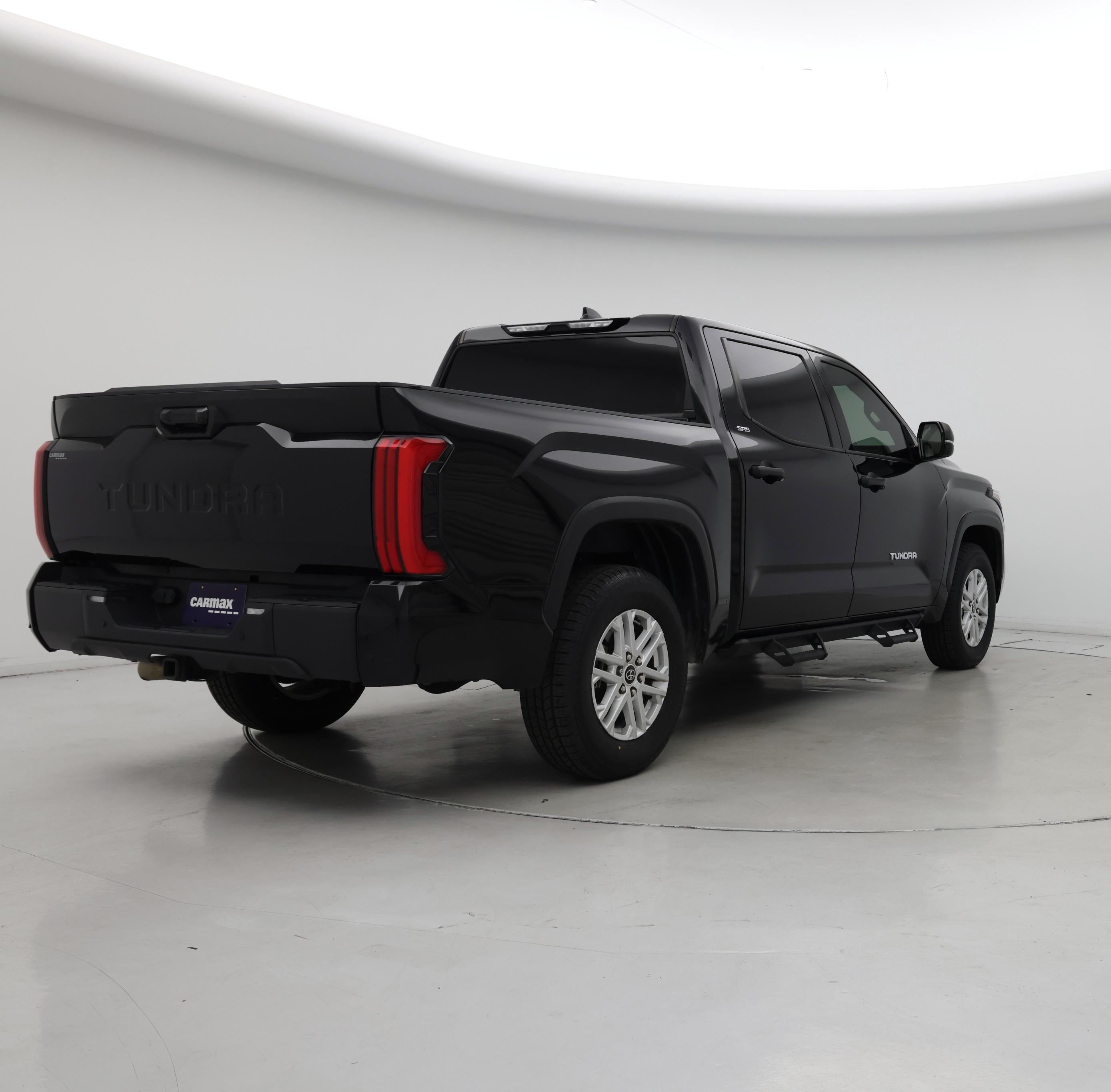 Thumbnail: 2023 Toyota Tundra - 8