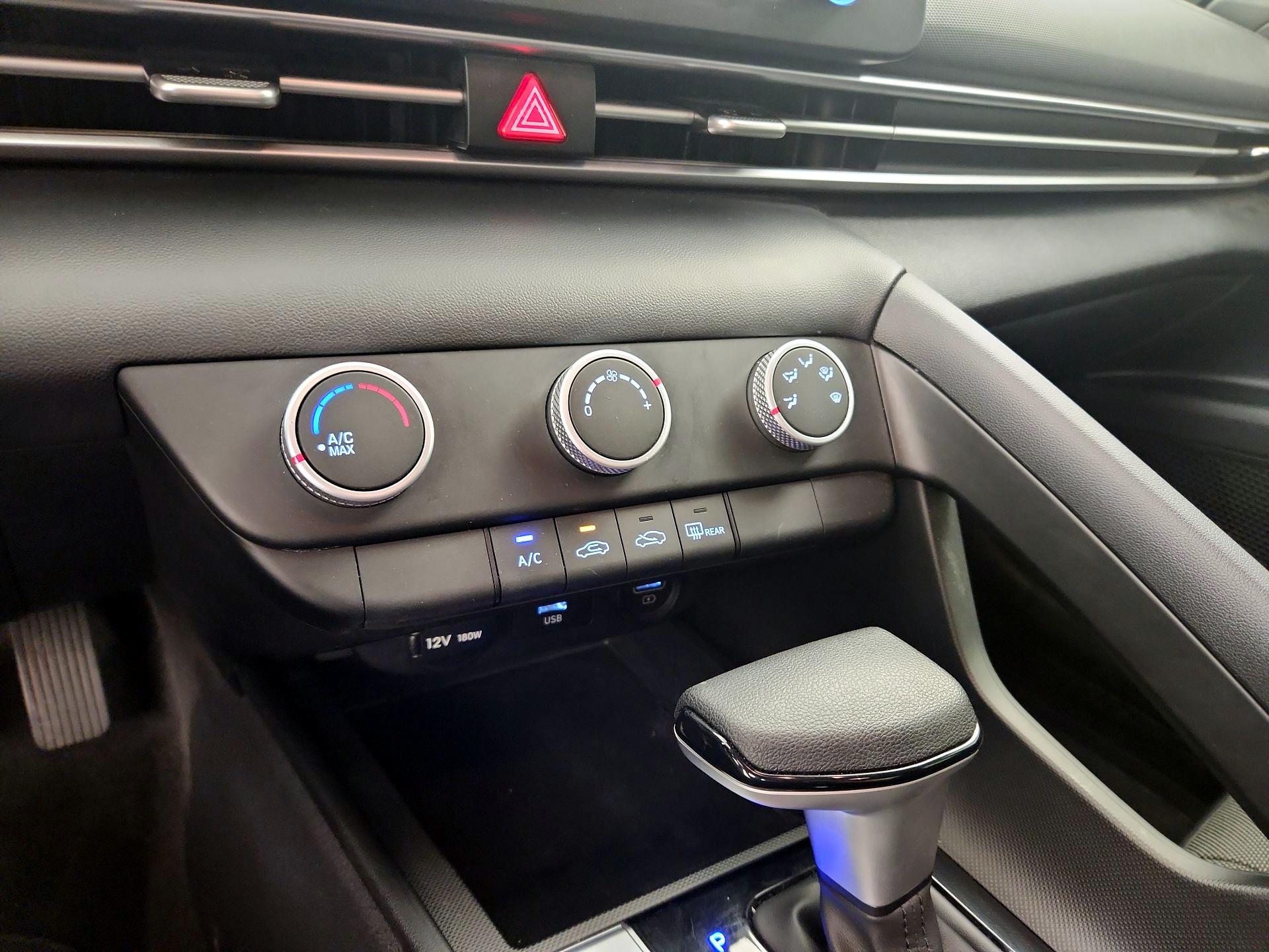 Thumbnail: 2023 Hyundai Elantra - 16