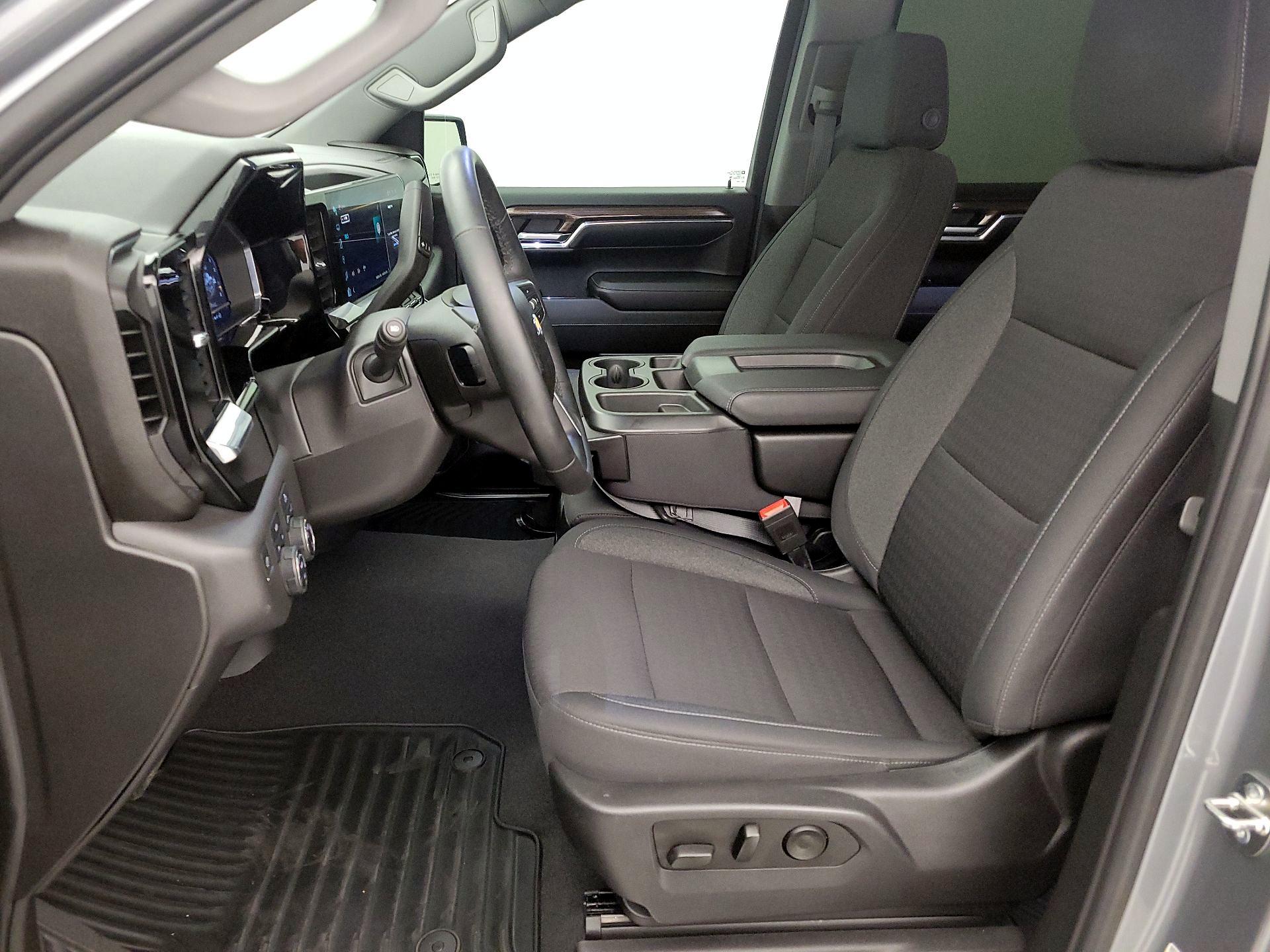 Thumbnail: 2023 Chevrolet Silverado 1500 - 11