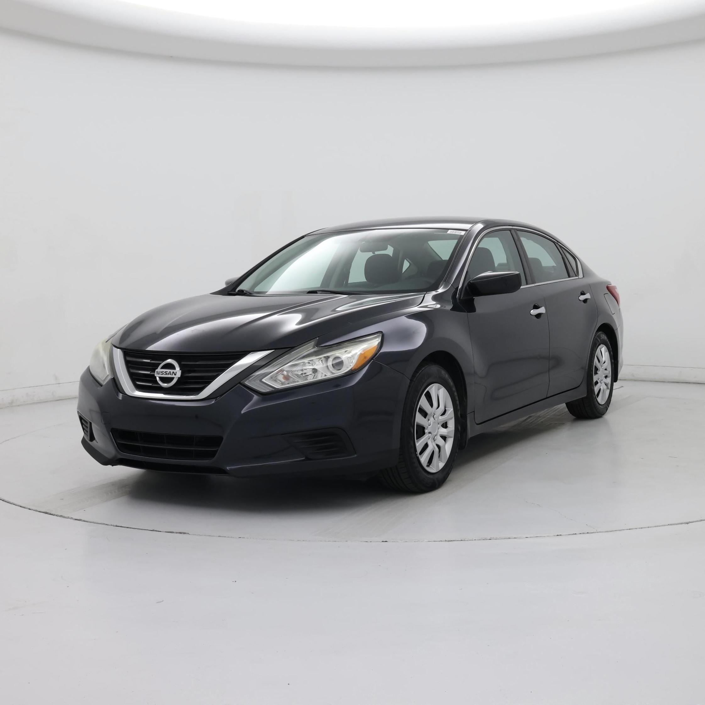 Thumbnail: 2018 Nissan Altima - 4