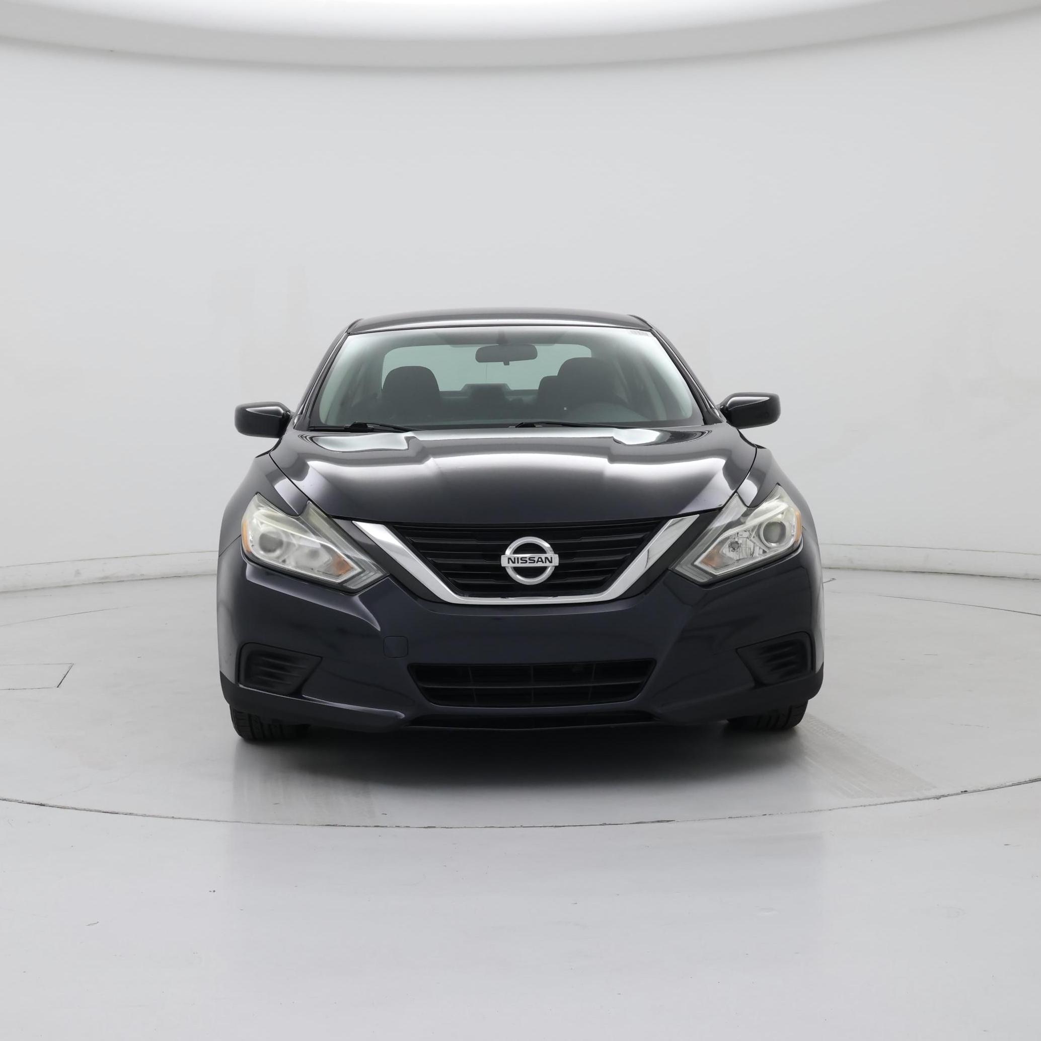 Thumbnail: 2018 Nissan Altima - 5
