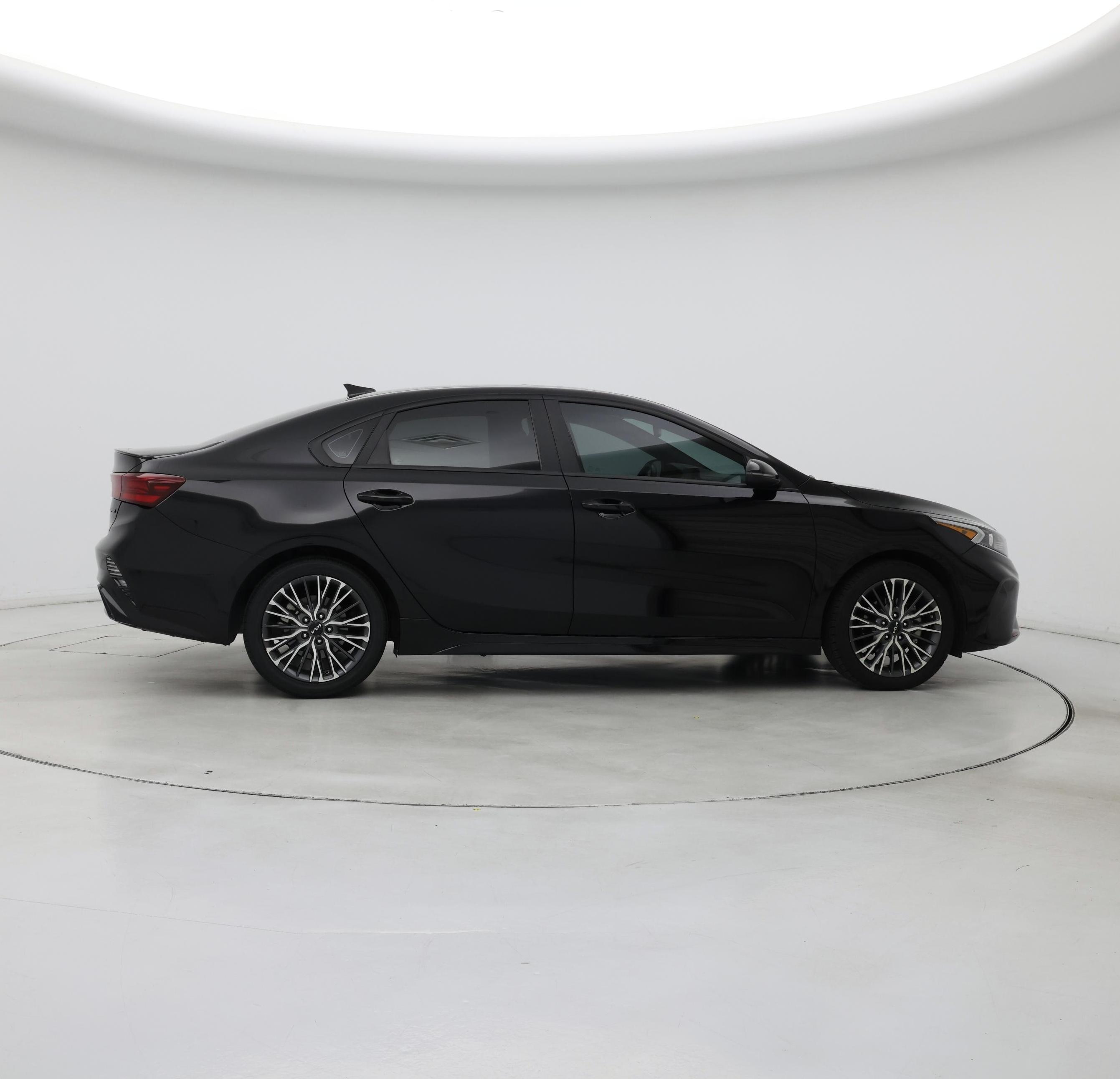 Thumbnail: 2022 Kia Forte - 7