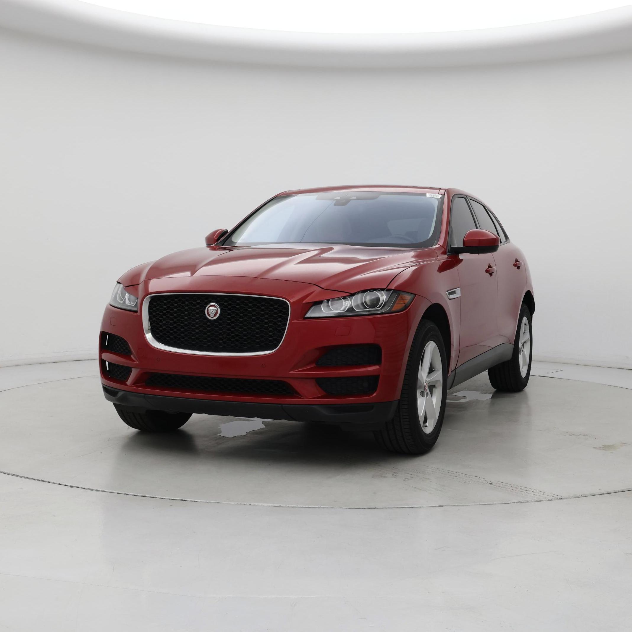 Thumbnail: 2017 Jaguar F-Pace - 4