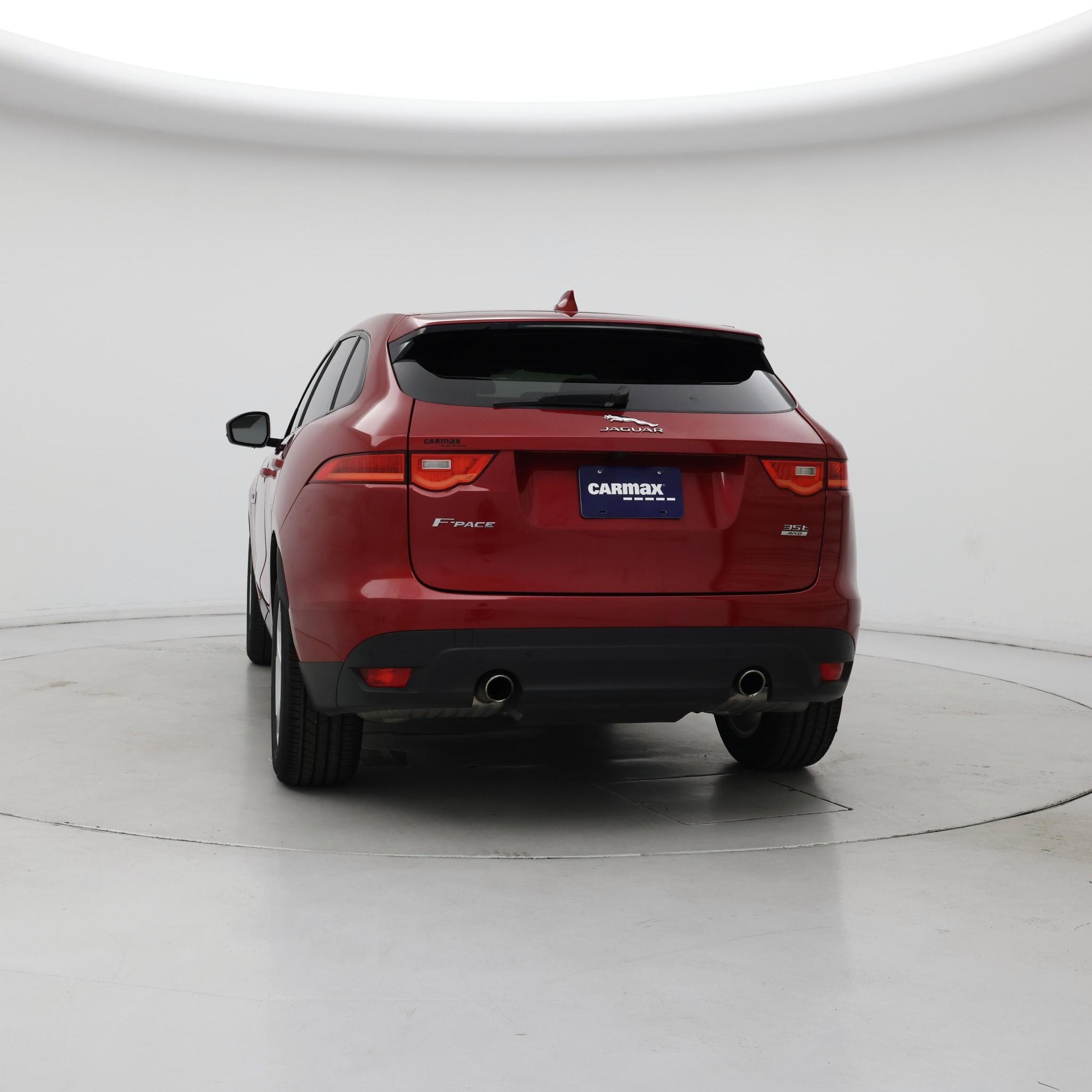 Thumbnail: 2017 Jaguar F-Pace - 6