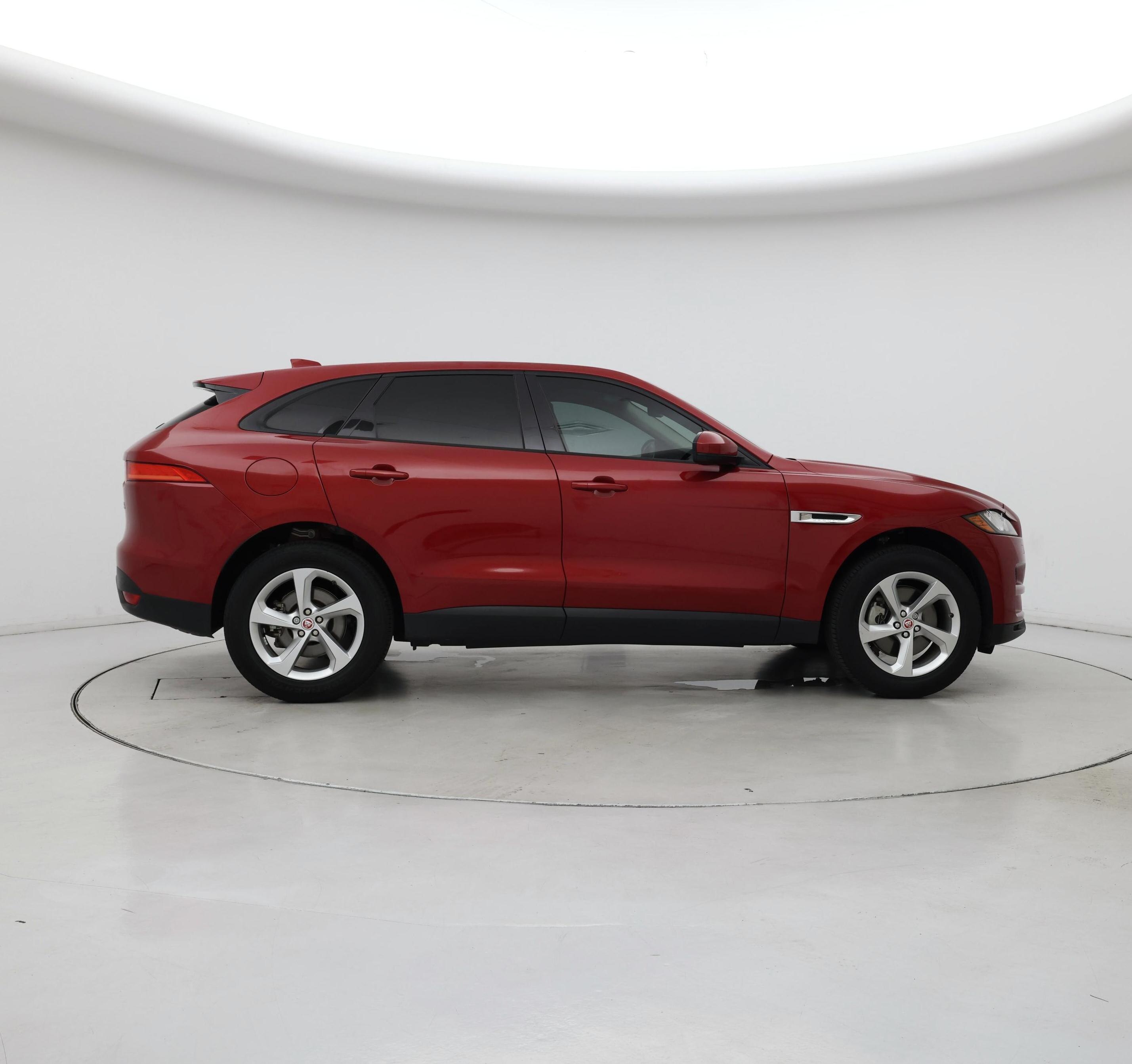 Thumbnail: 2017 Jaguar F-Pace - 7