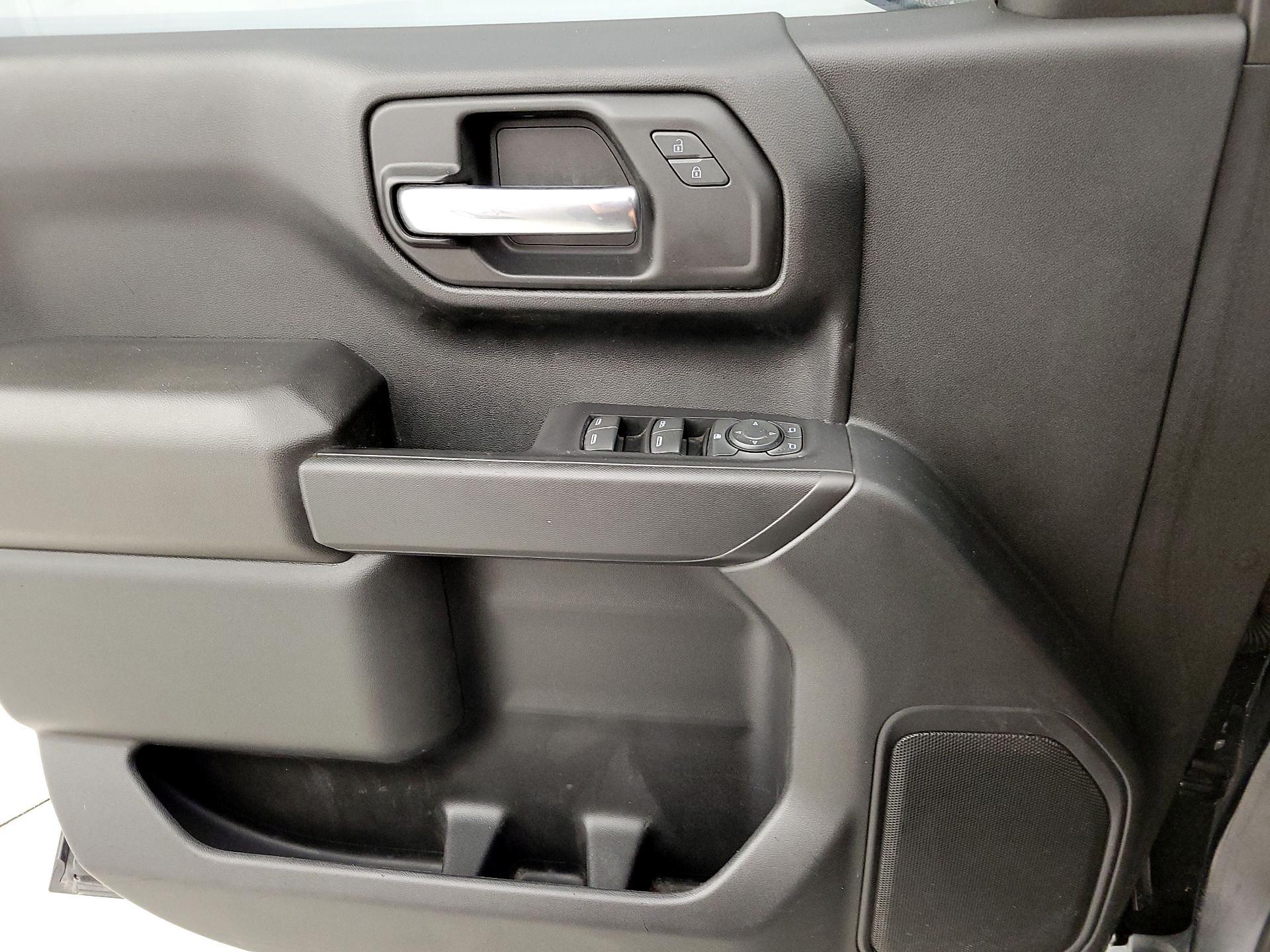 Thumbnail: 2022 Chevrolet Silverado 1500 - 12