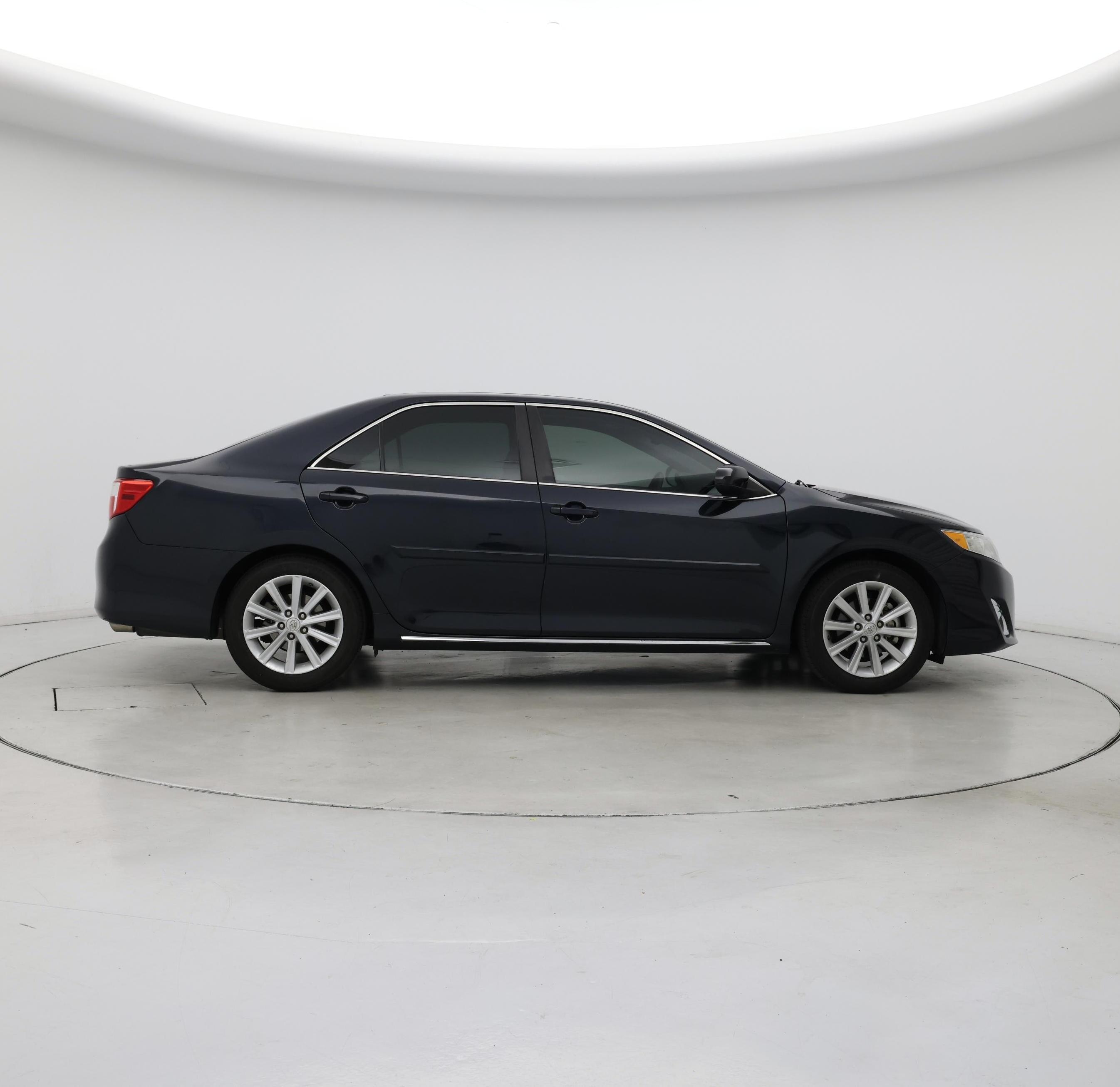 Thumbnail: 2013 Toyota Camry - 7