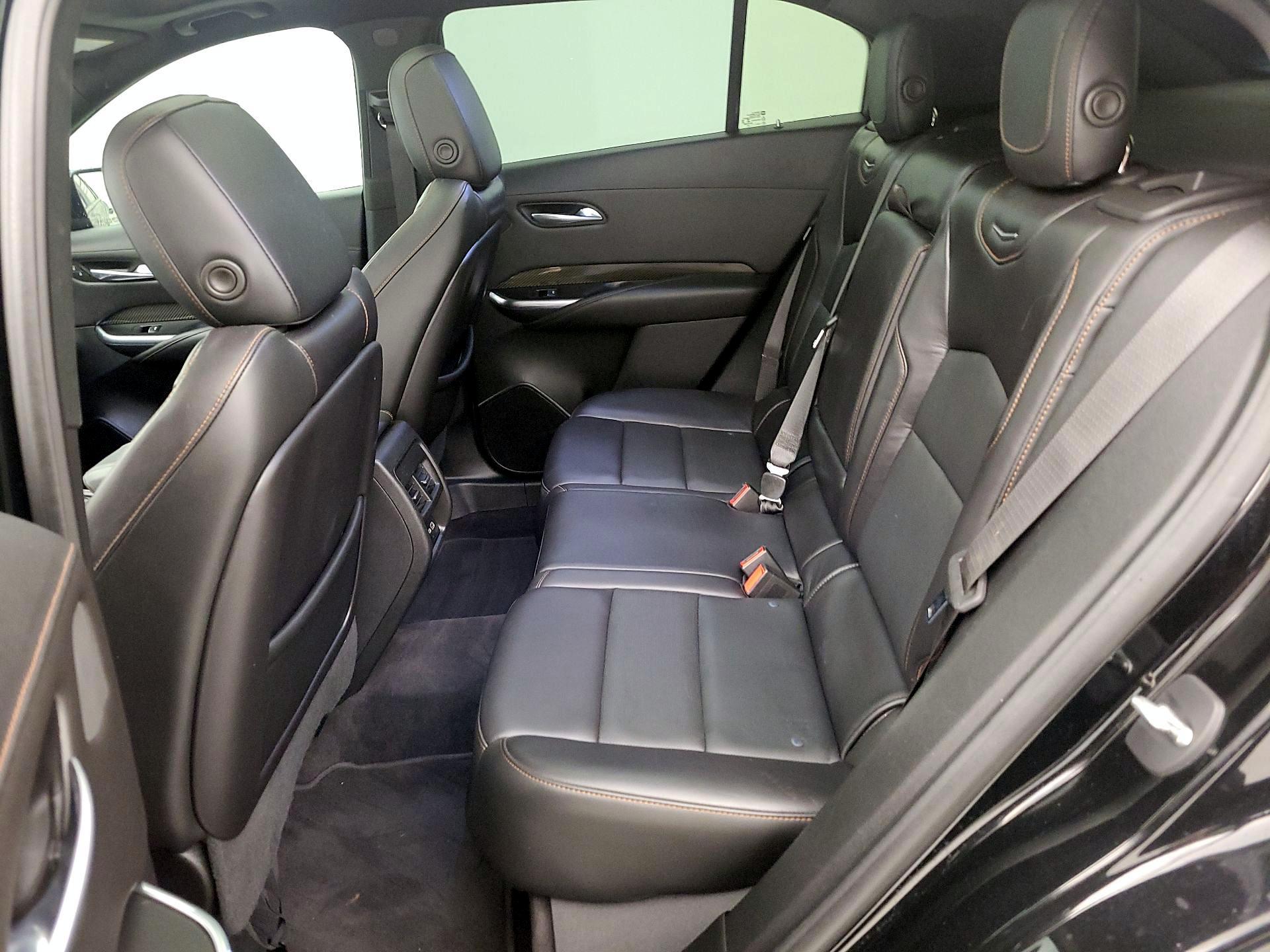 Thumbnail: 2020 Cadillac XT4 - 20
