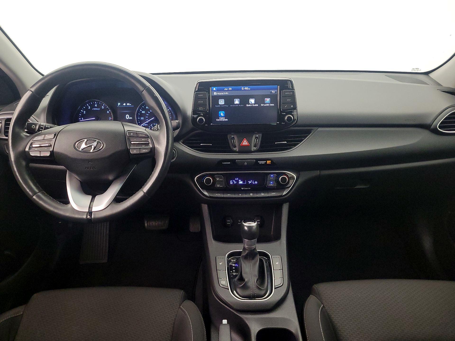 Thumbnail: 2018 Hyundai Elantra - 9