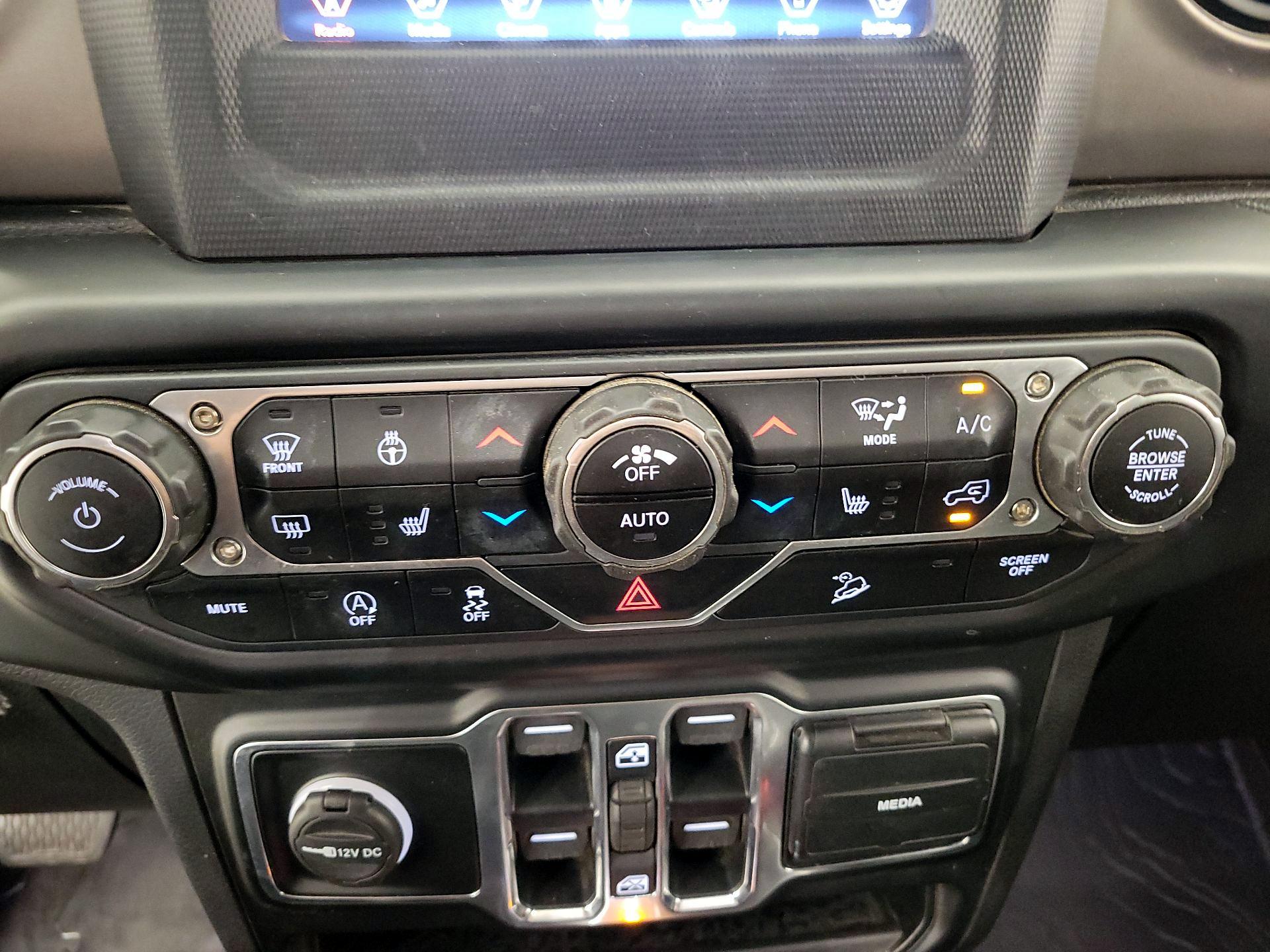 Thumbnail: 2020 Jeep Wrangler - 16