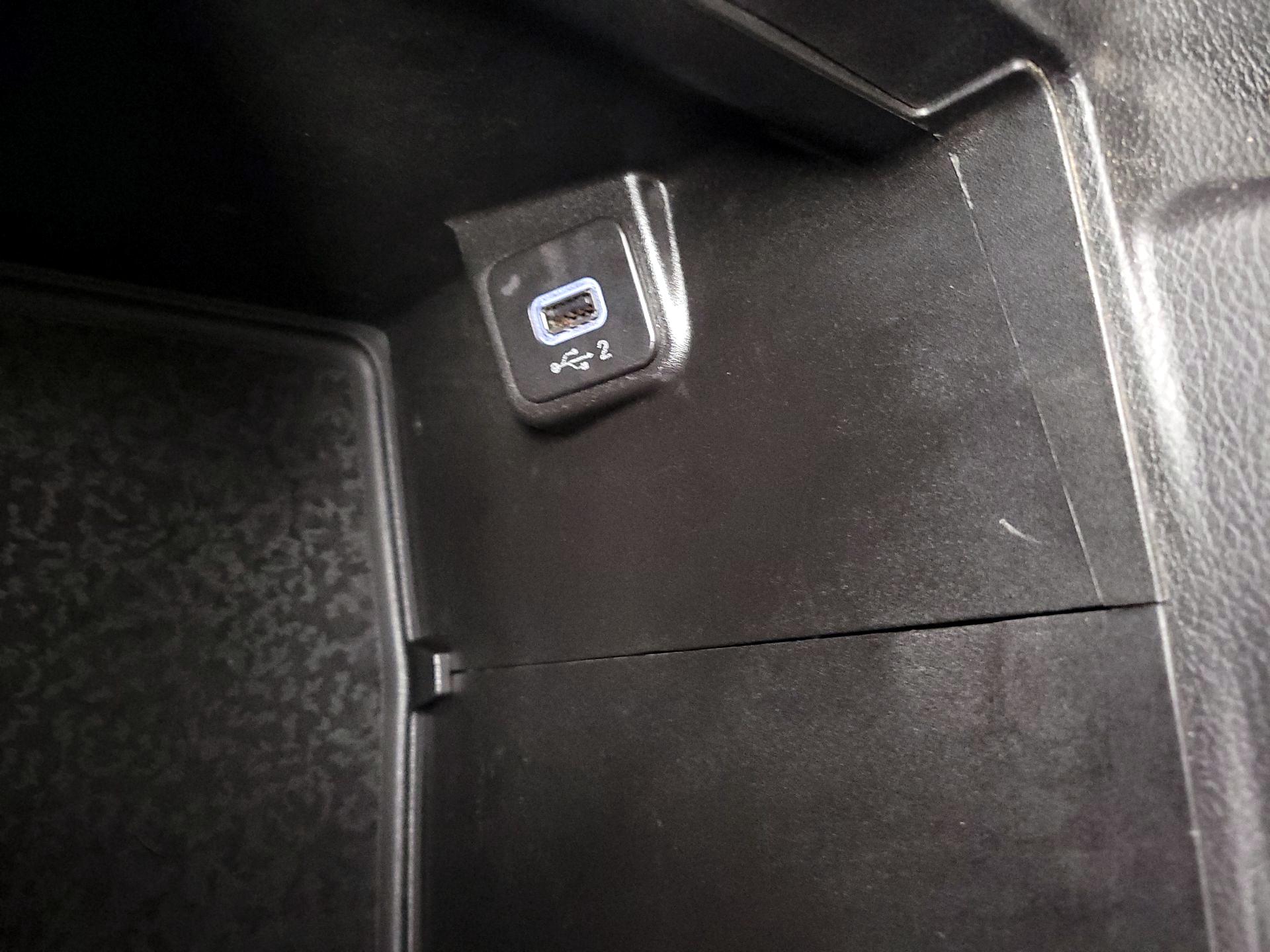 Thumbnail: 2020 Jeep Wrangler - 18