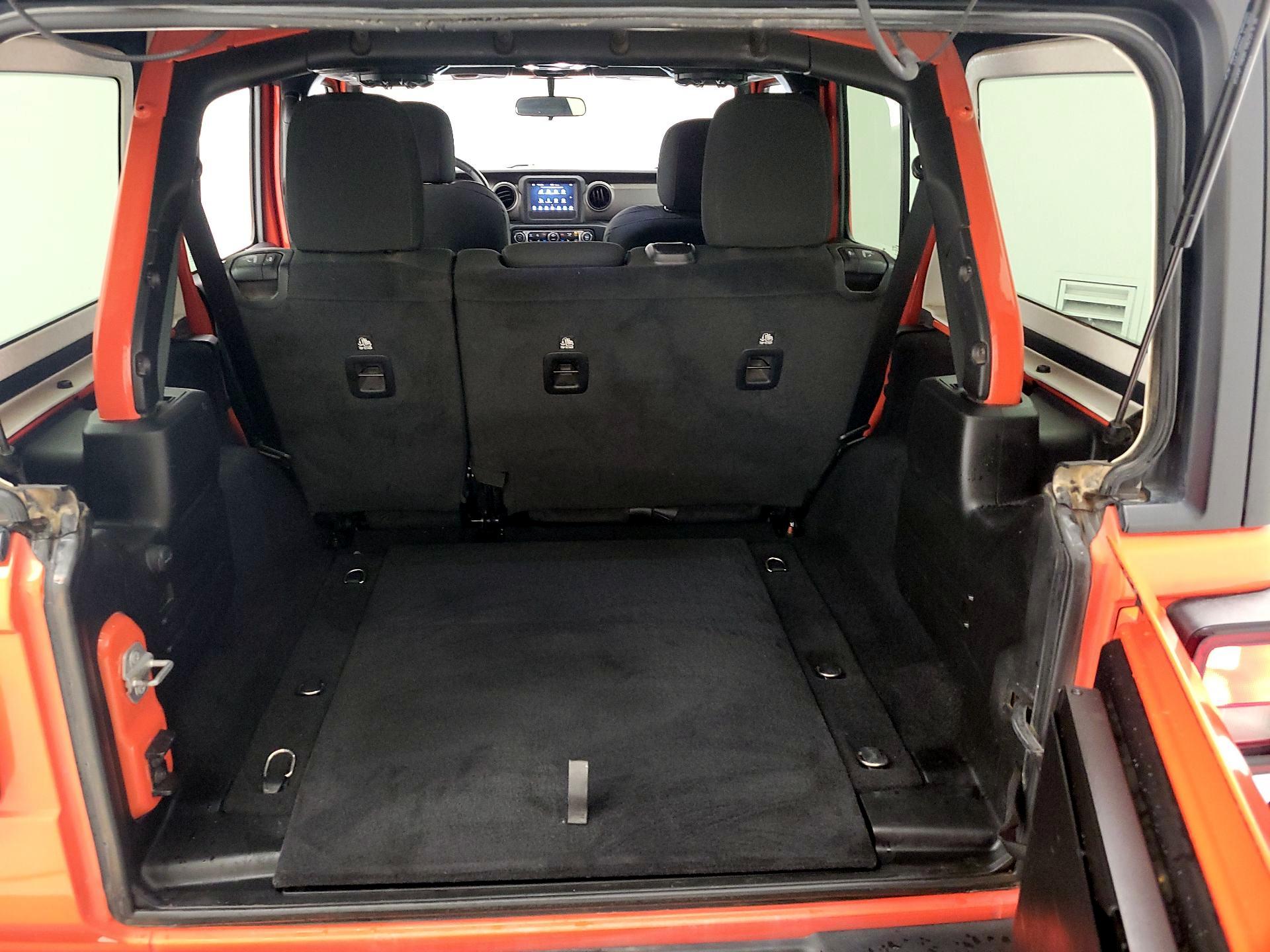 Thumbnail: 2020 Jeep Wrangler - 20