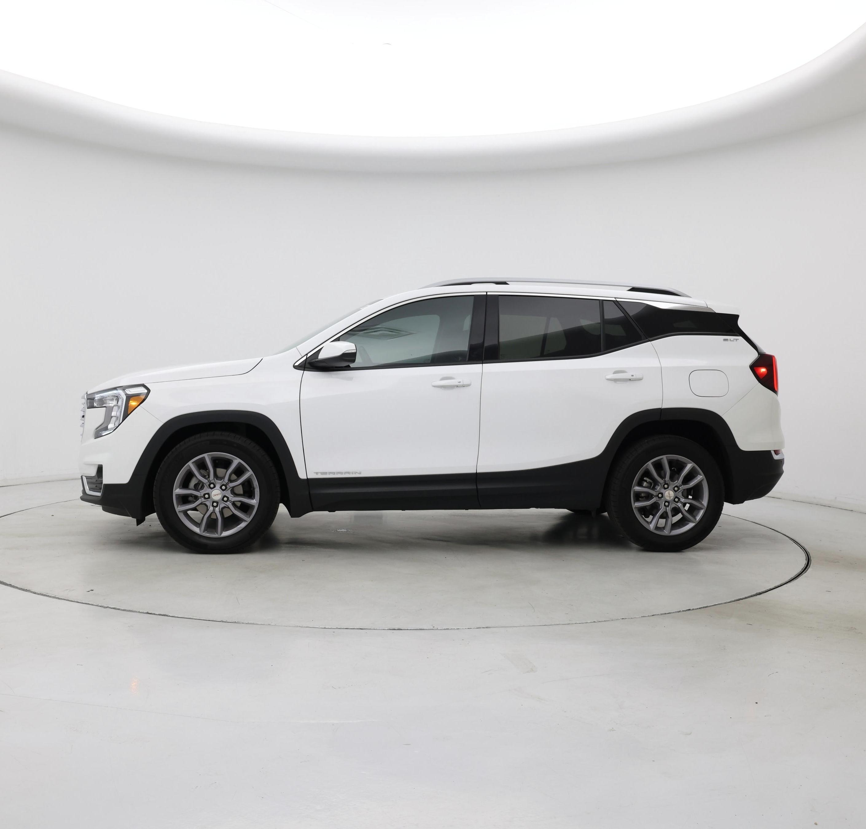 Thumbnail: 2022 GMC Terrain - 3