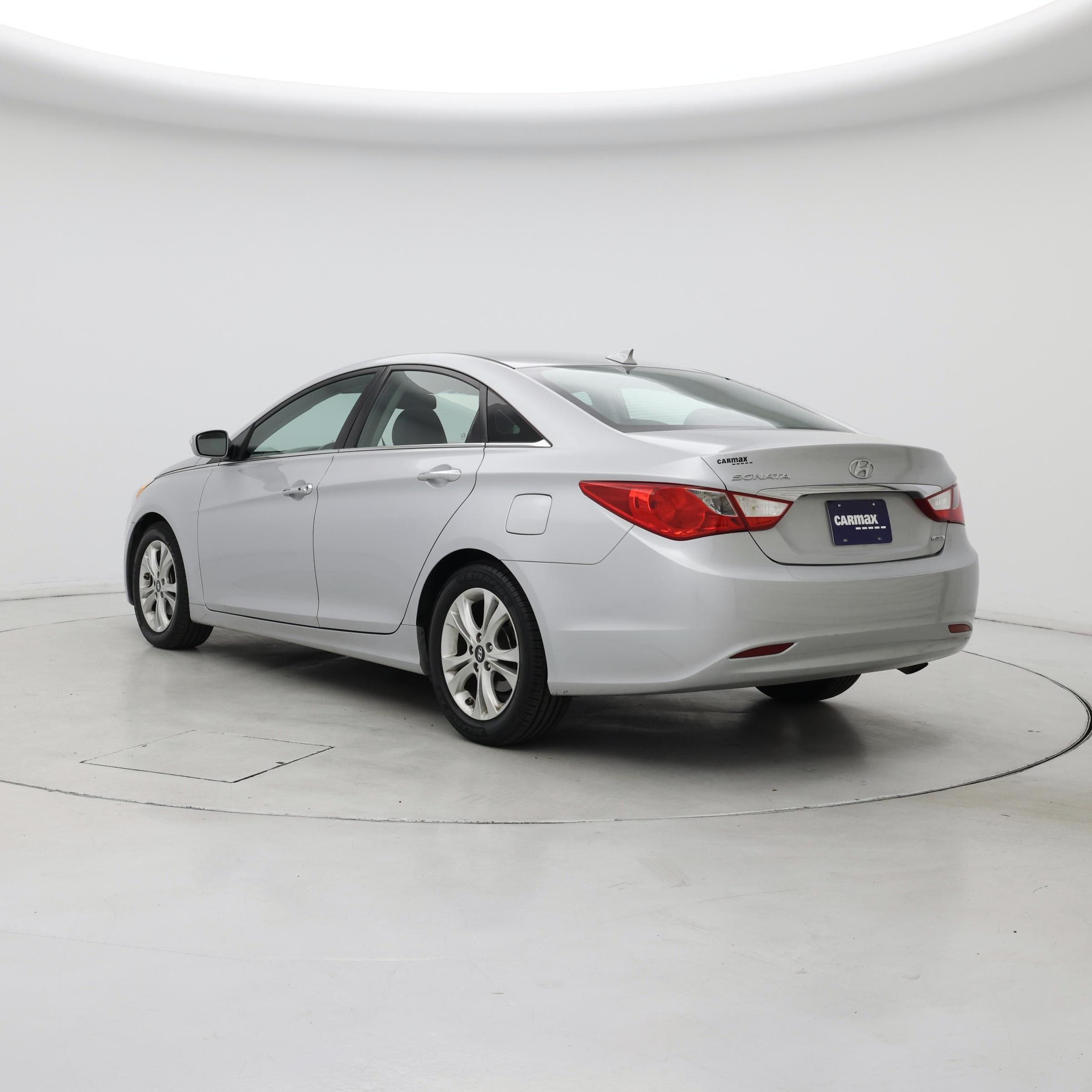 Thumbnail: 2013 Hyundai Sonata - 2