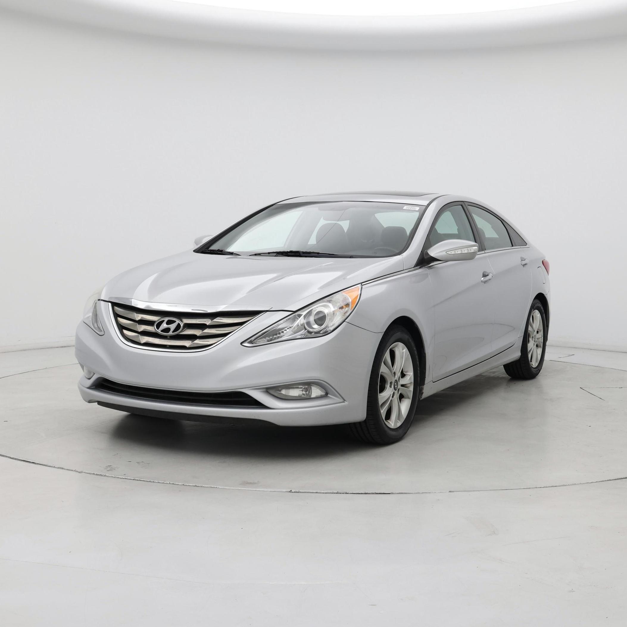 Thumbnail: 2013 Hyundai Sonata - 4