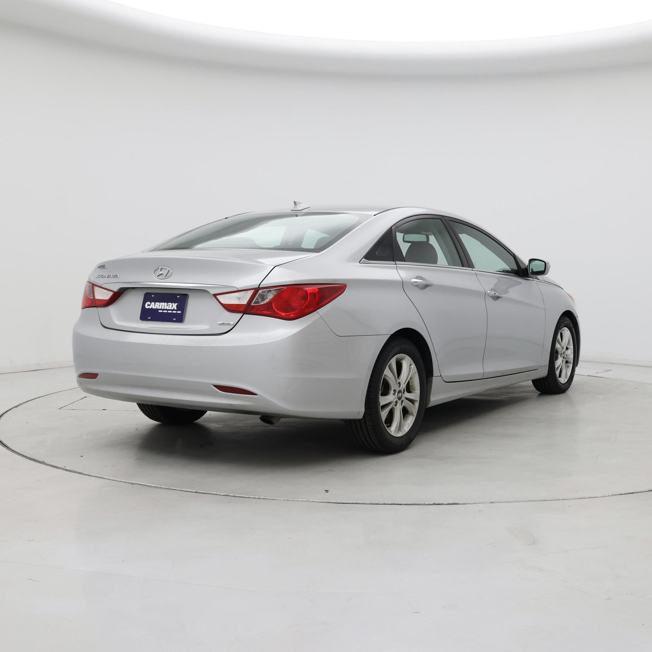 Thumbnail: 2013 Hyundai Sonata - 8
