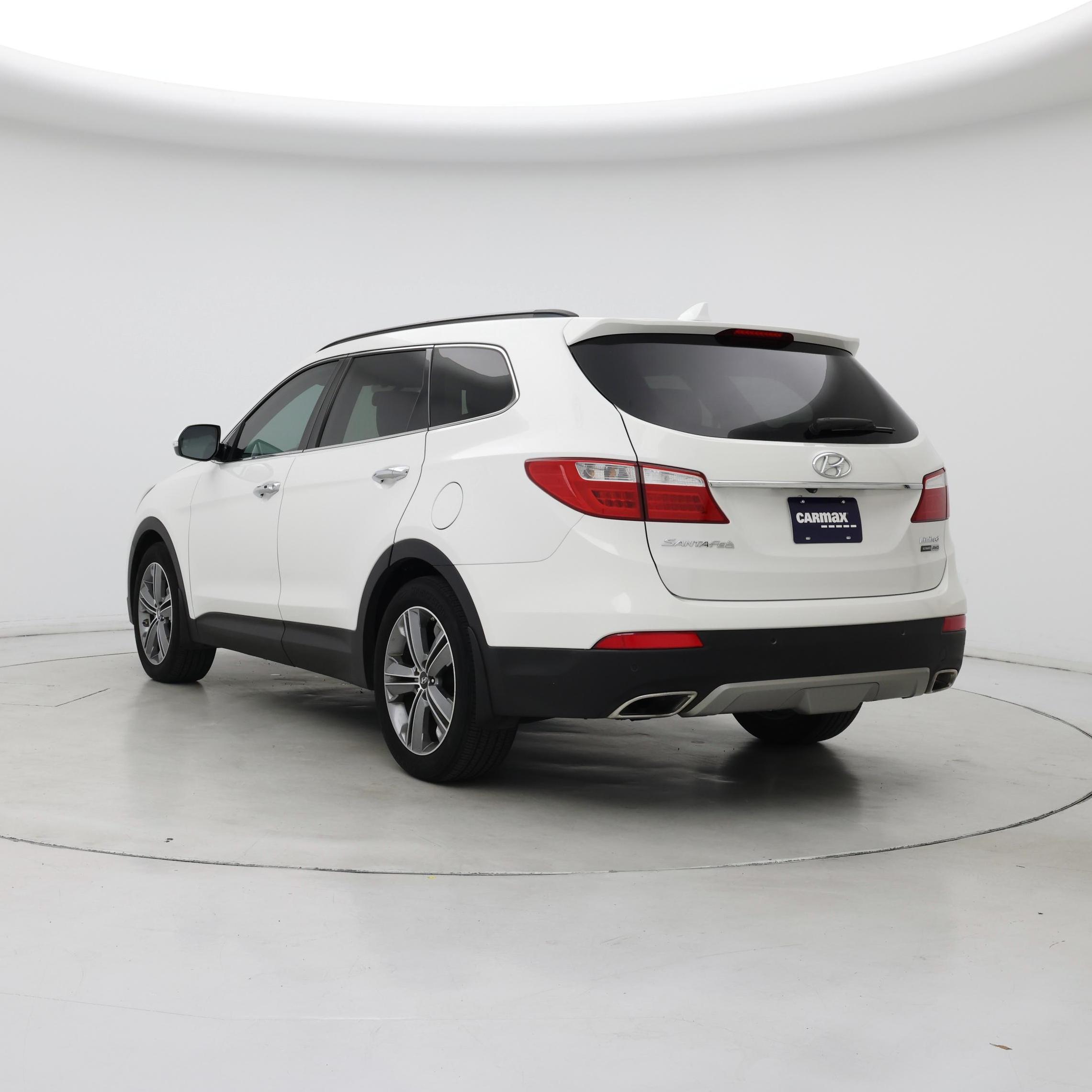 Thumbnail: 2015 Hyundai Santa Fe - 2