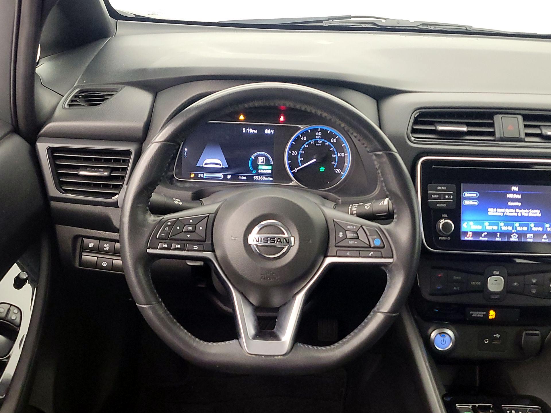 Thumbnail: 2018 Nissan Leaf - 10