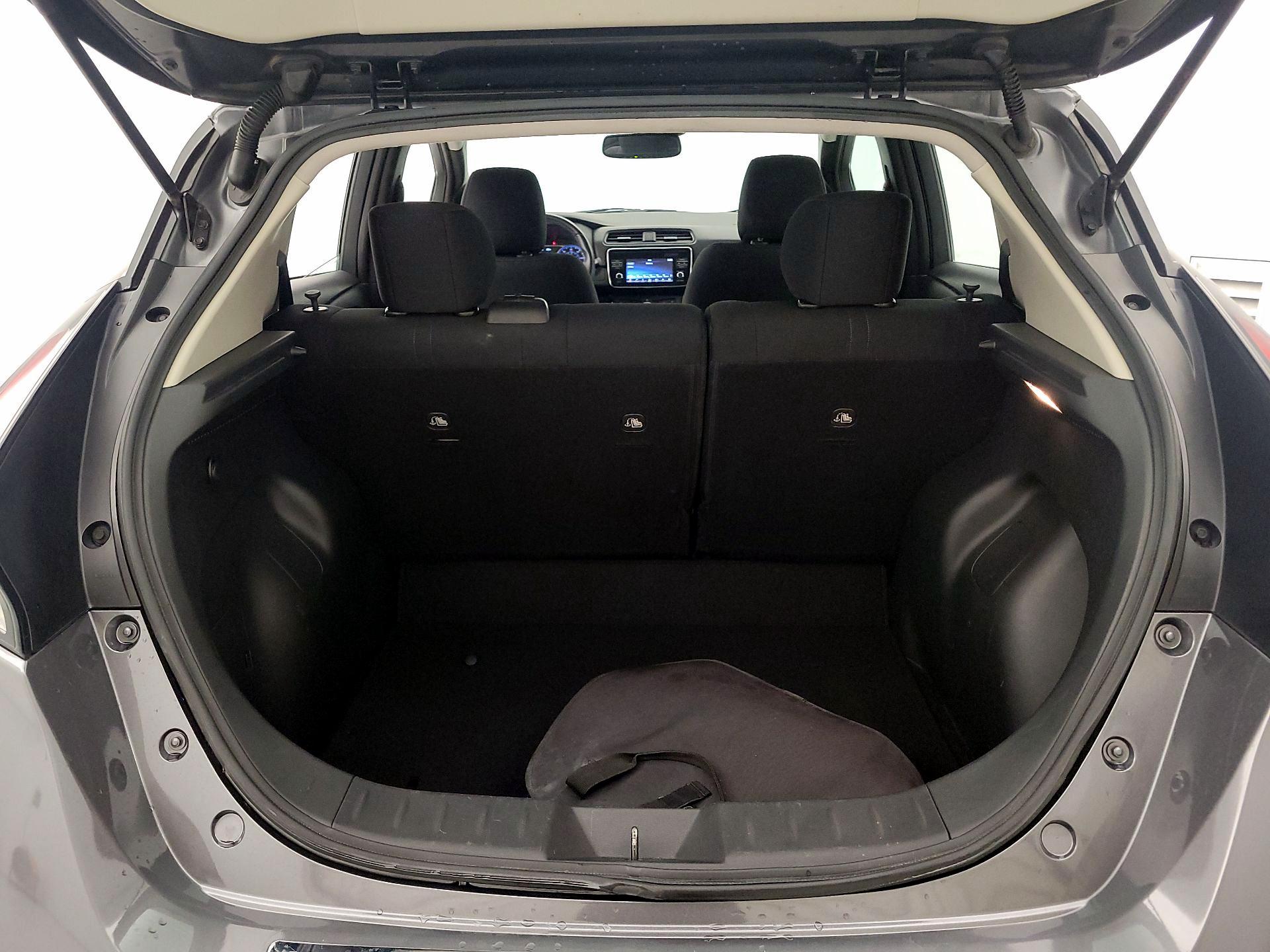 Thumbnail: 2018 Nissan Leaf - 20