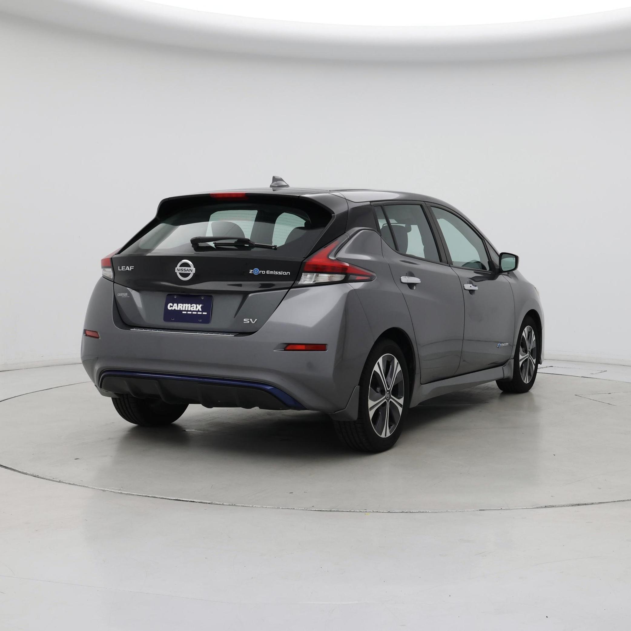 Thumbnail: 2018 Nissan Leaf - 8