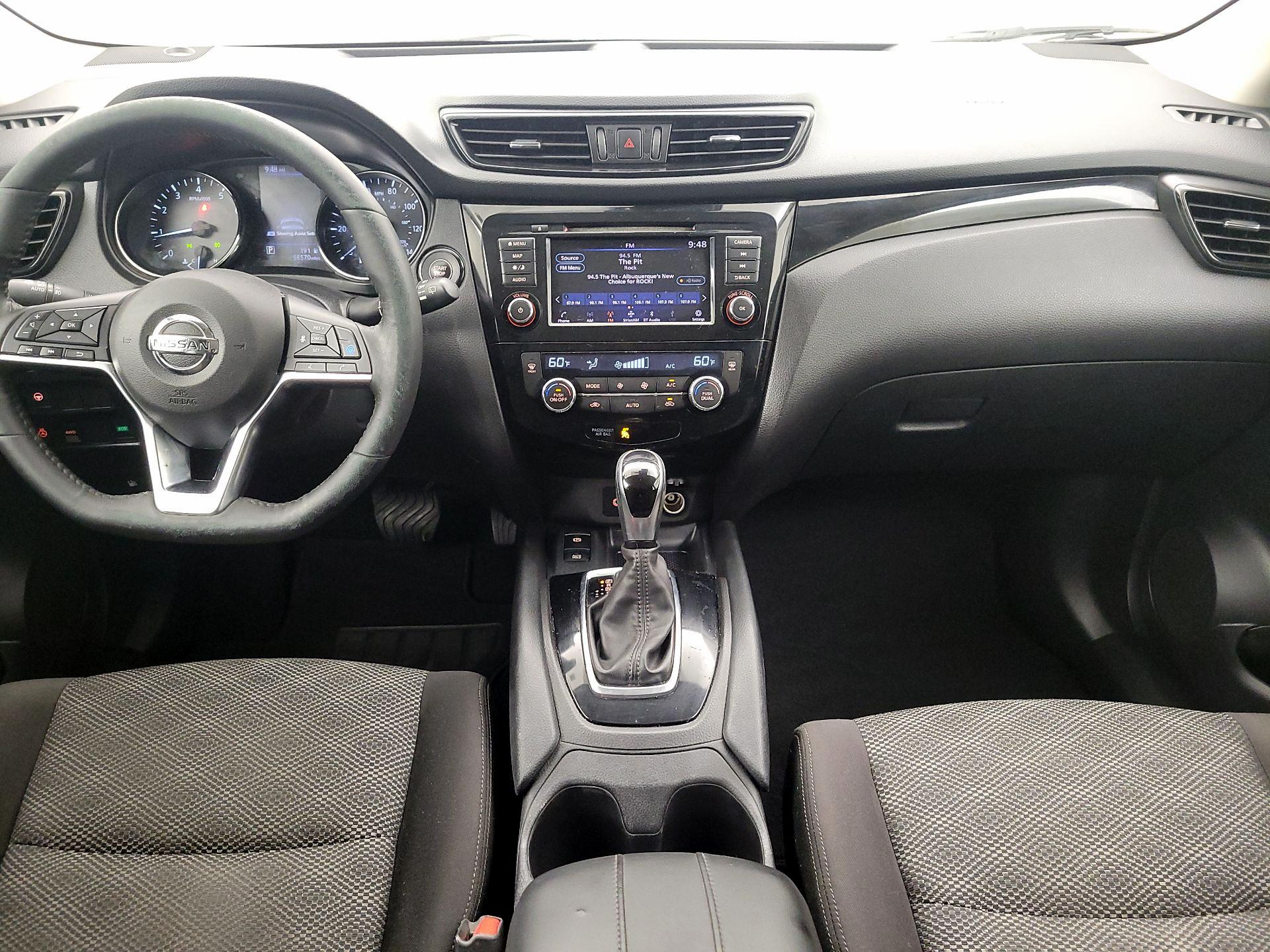 Thumbnail: 2019 Nissan Rogue Sport - 9