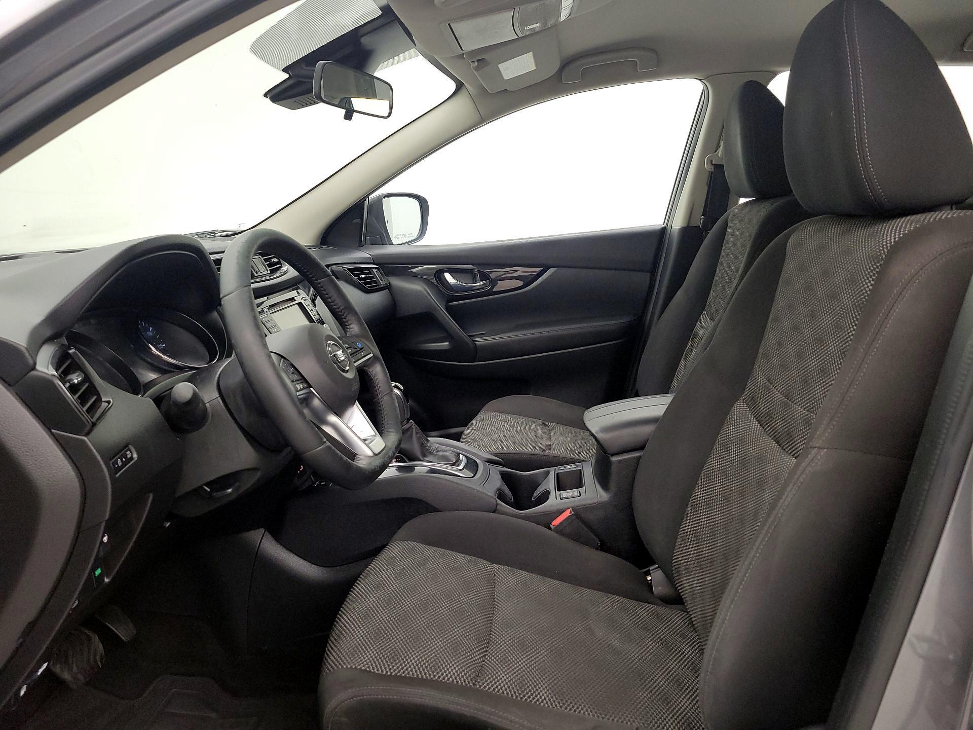 Thumbnail: 2019 Nissan Rogue Sport - 11