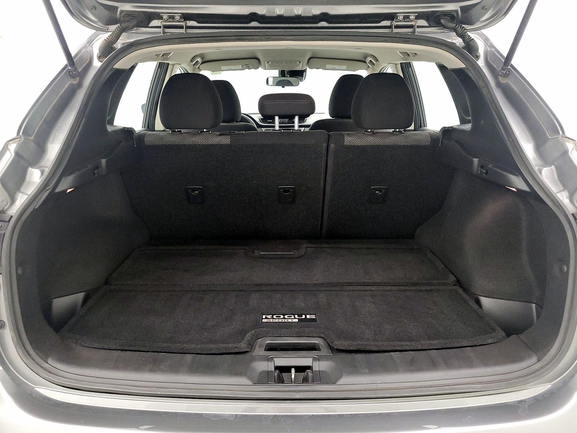 Thumbnail: 2019 Nissan Rogue Sport - 20