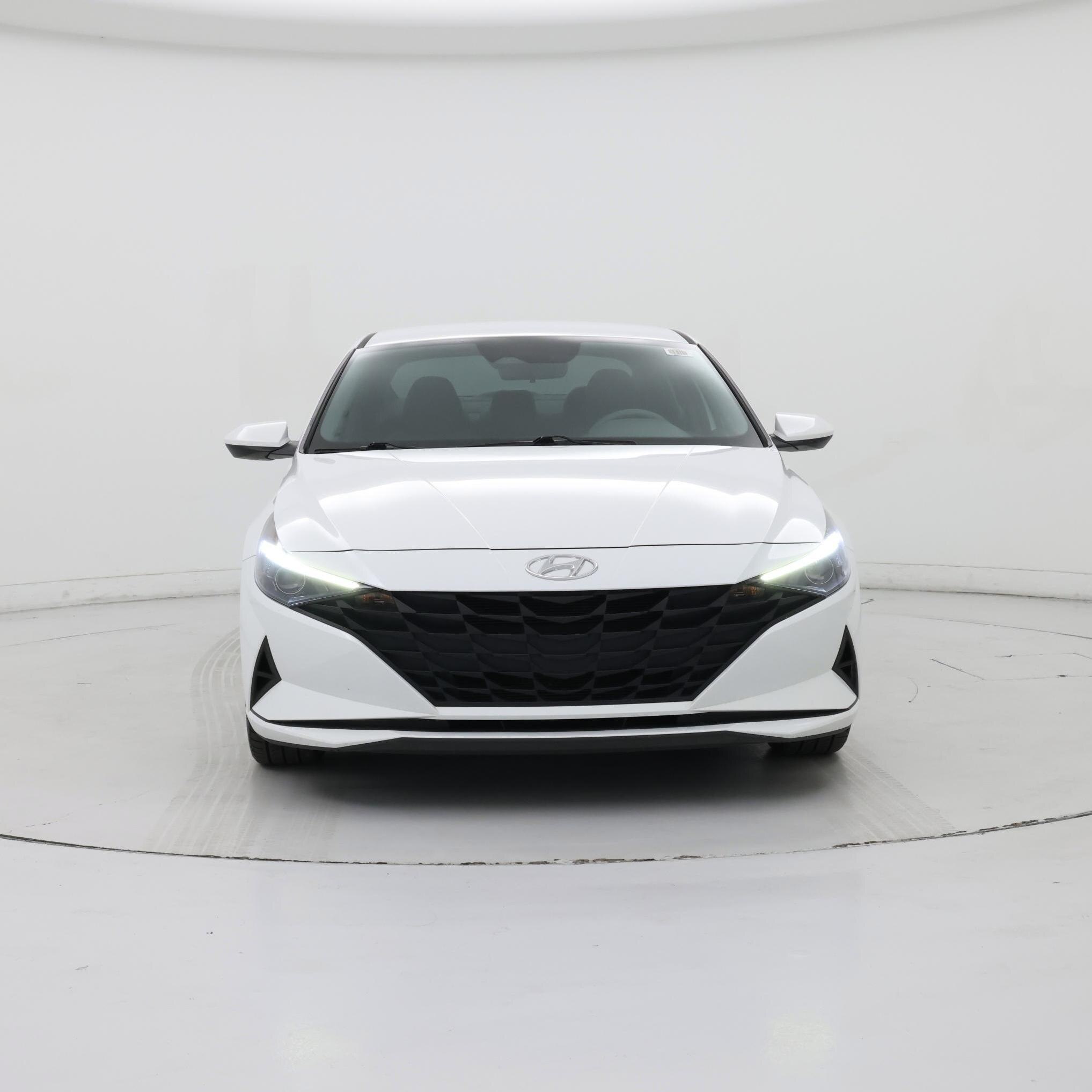 Thumbnail: 2022 Hyundai Elantra - 5