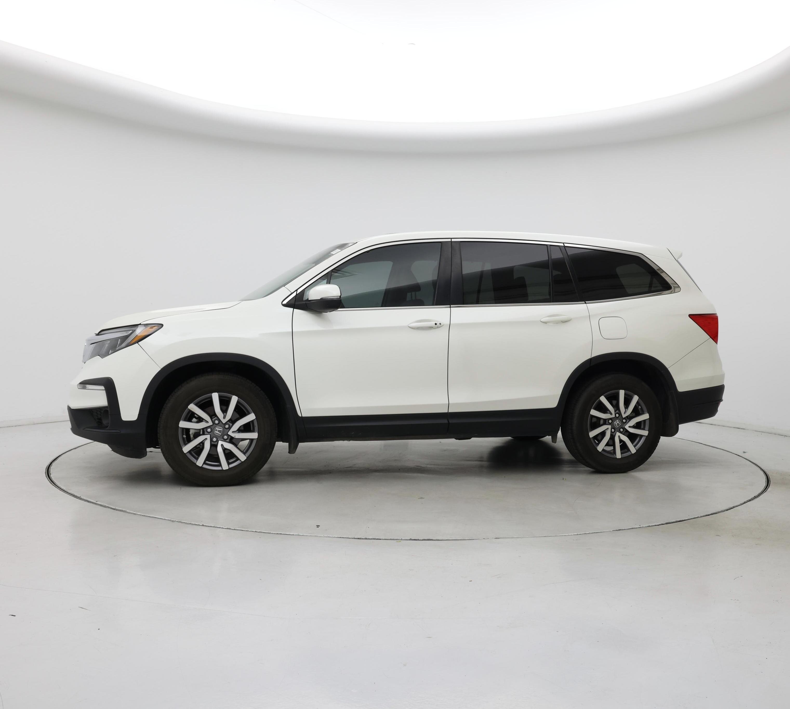 Thumbnail: 2019 Honda Pilot - 3