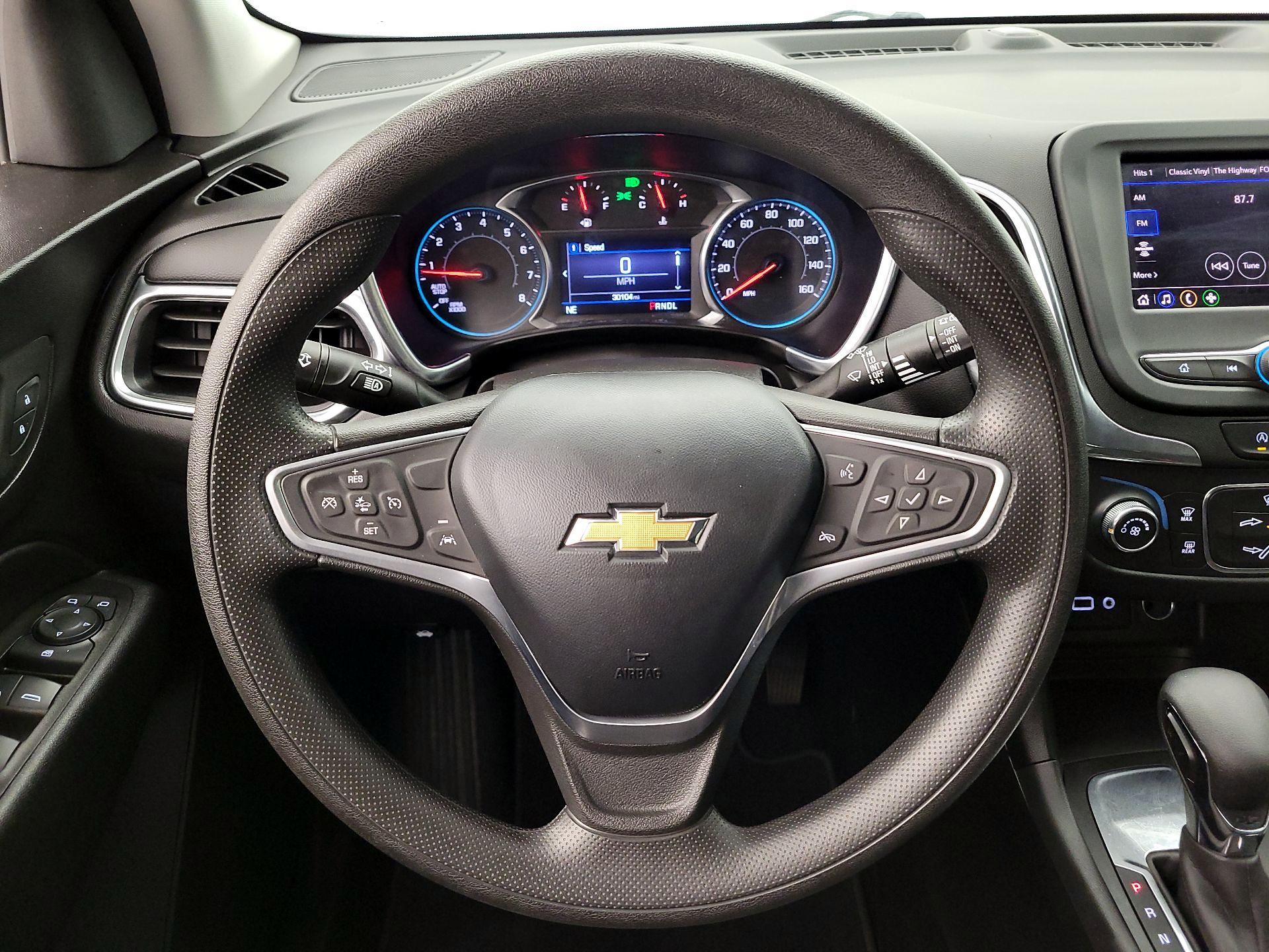 Thumbnail: 2022 Chevrolet Equinox - 10