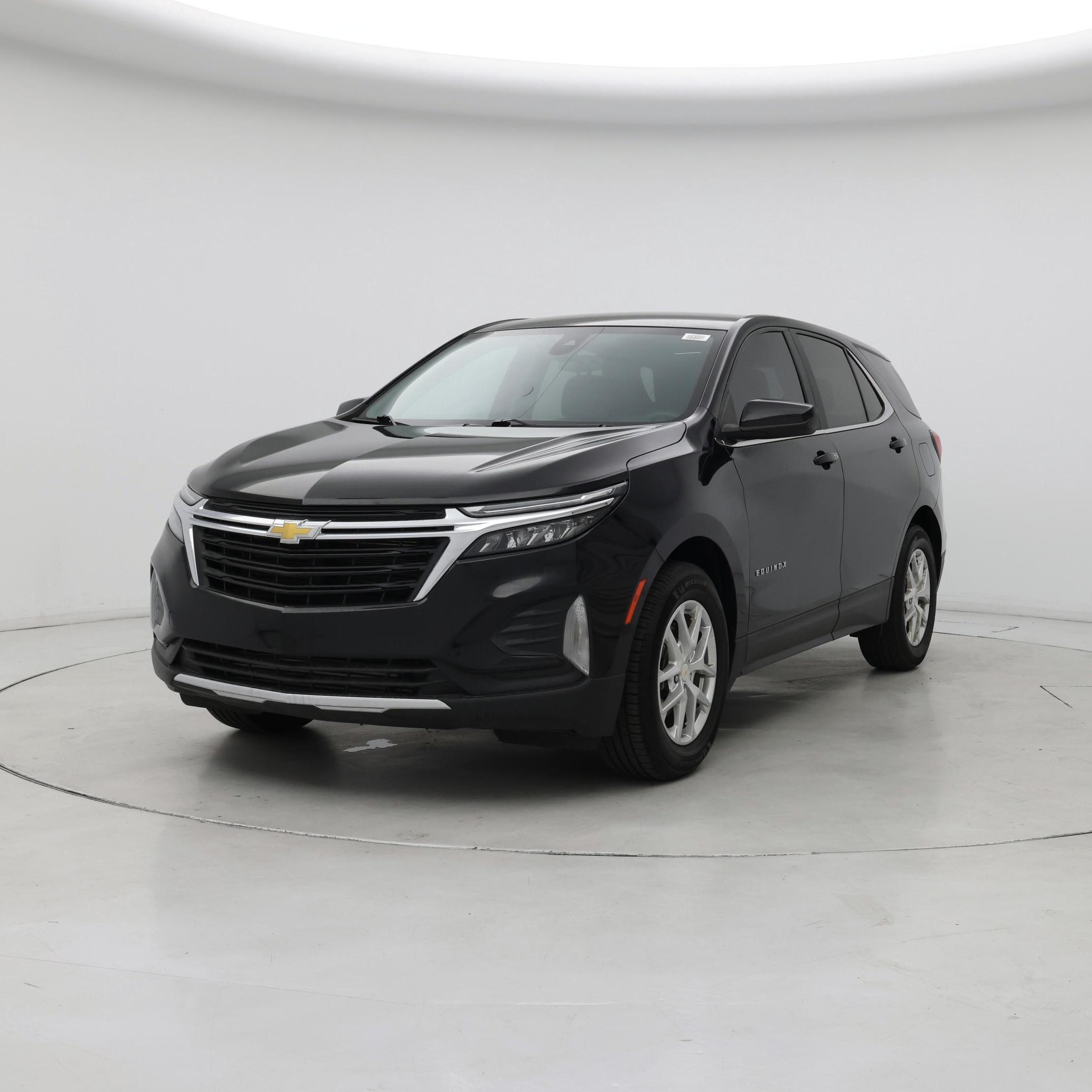 Thumbnail: 2022 Chevrolet Equinox - 4